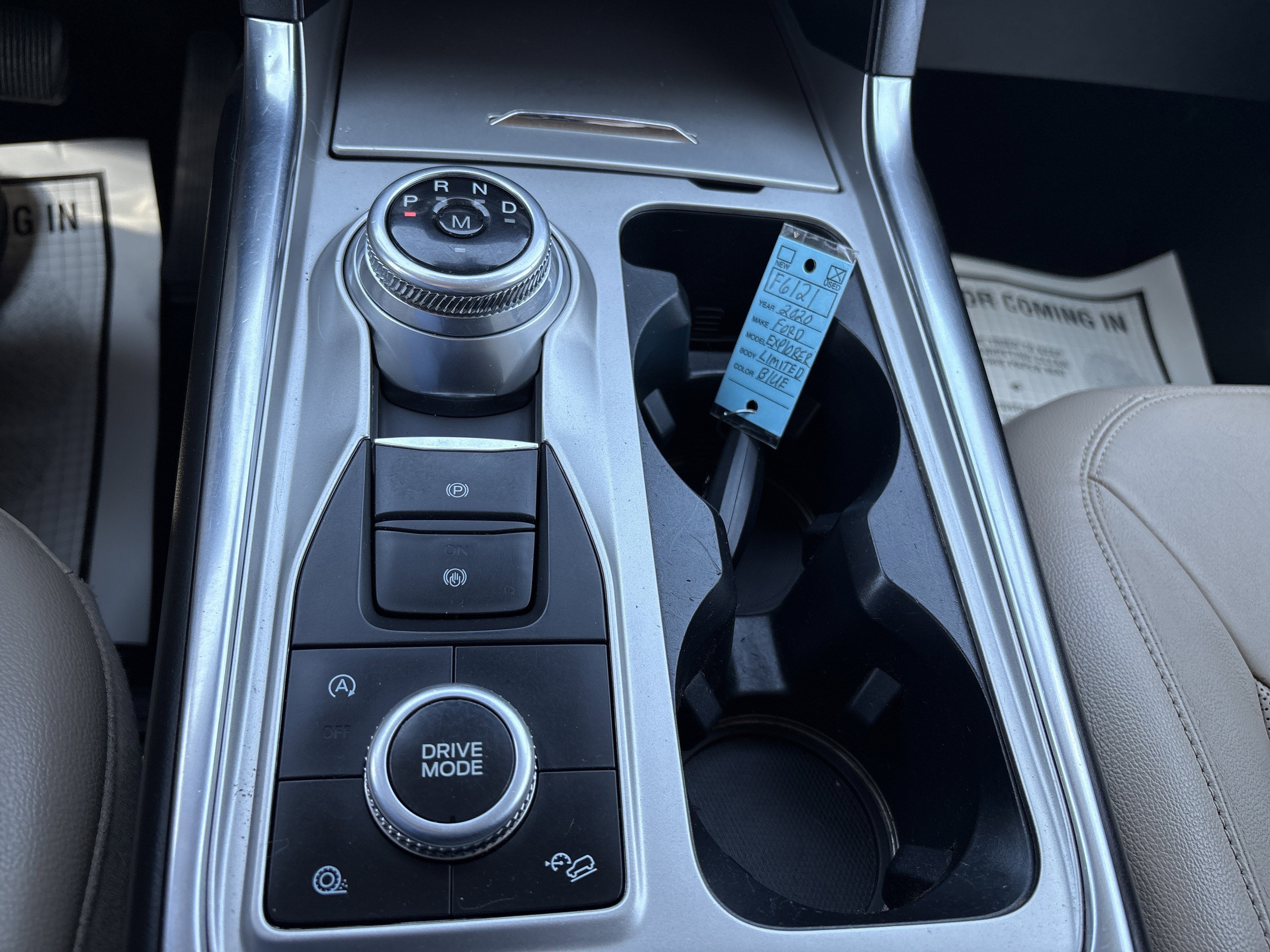 2020 Ford EXPLORER LIMITED