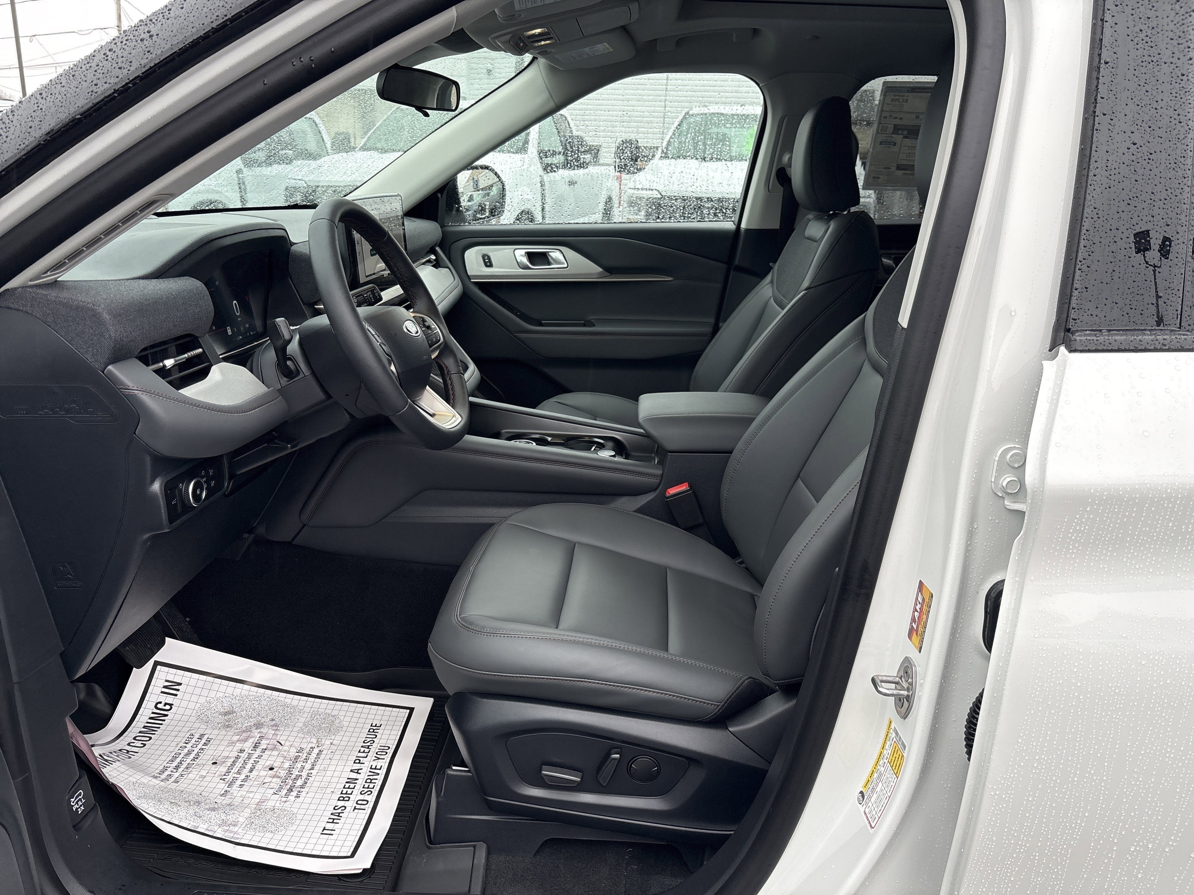 2026 Ford Explorer Active w/200A Pkg