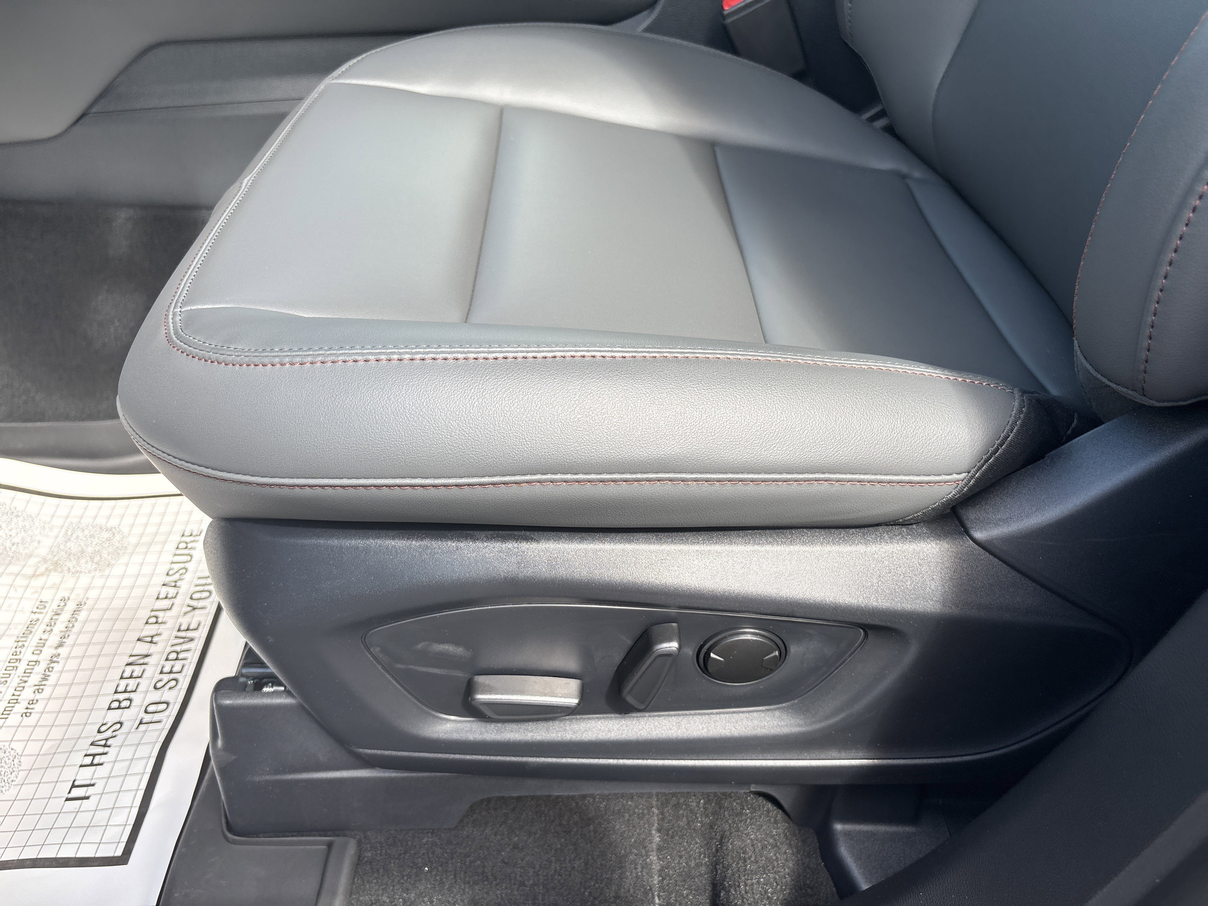 2026 Ford Explorer Base