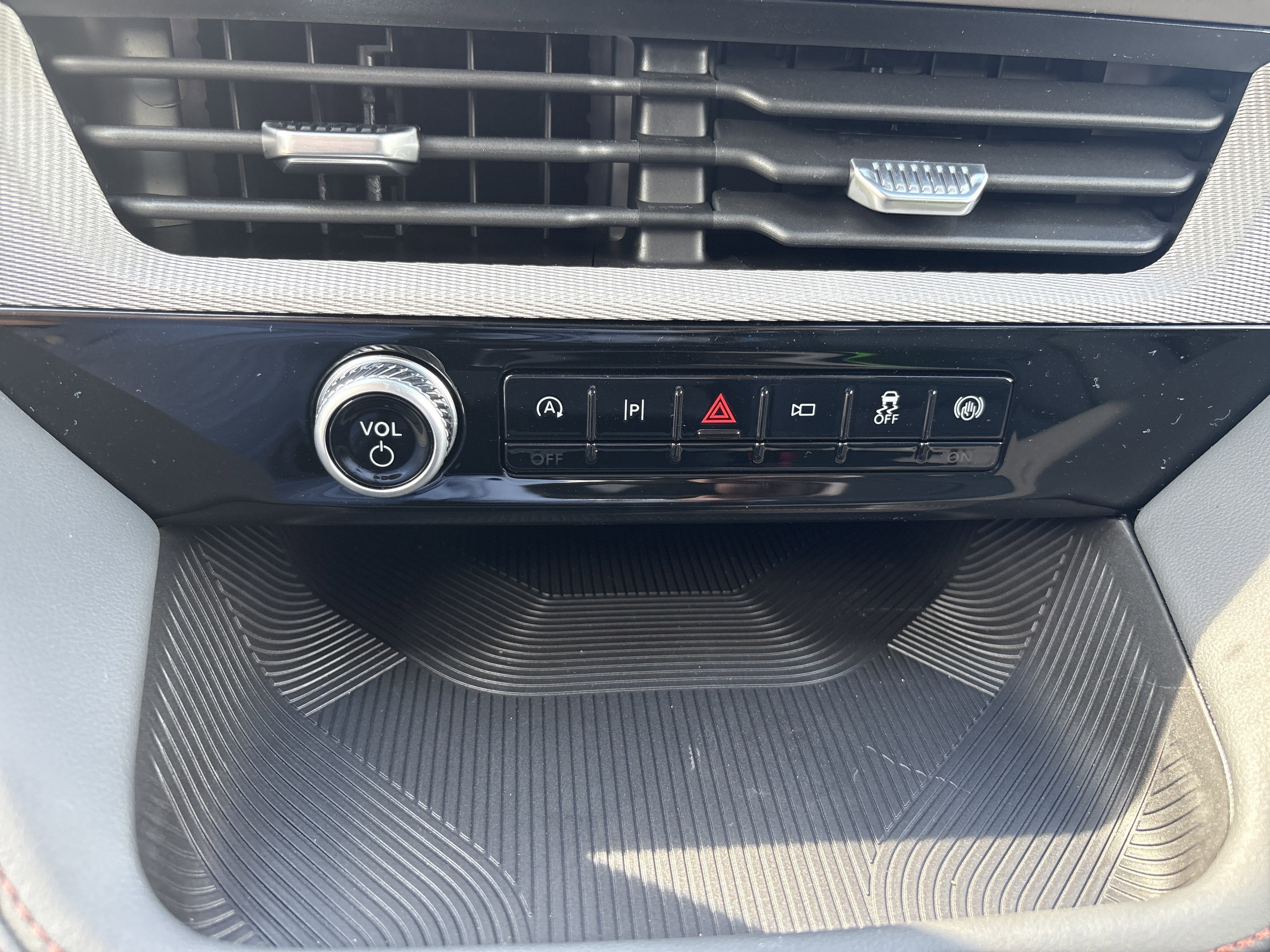 2026 Ford Explorer Base