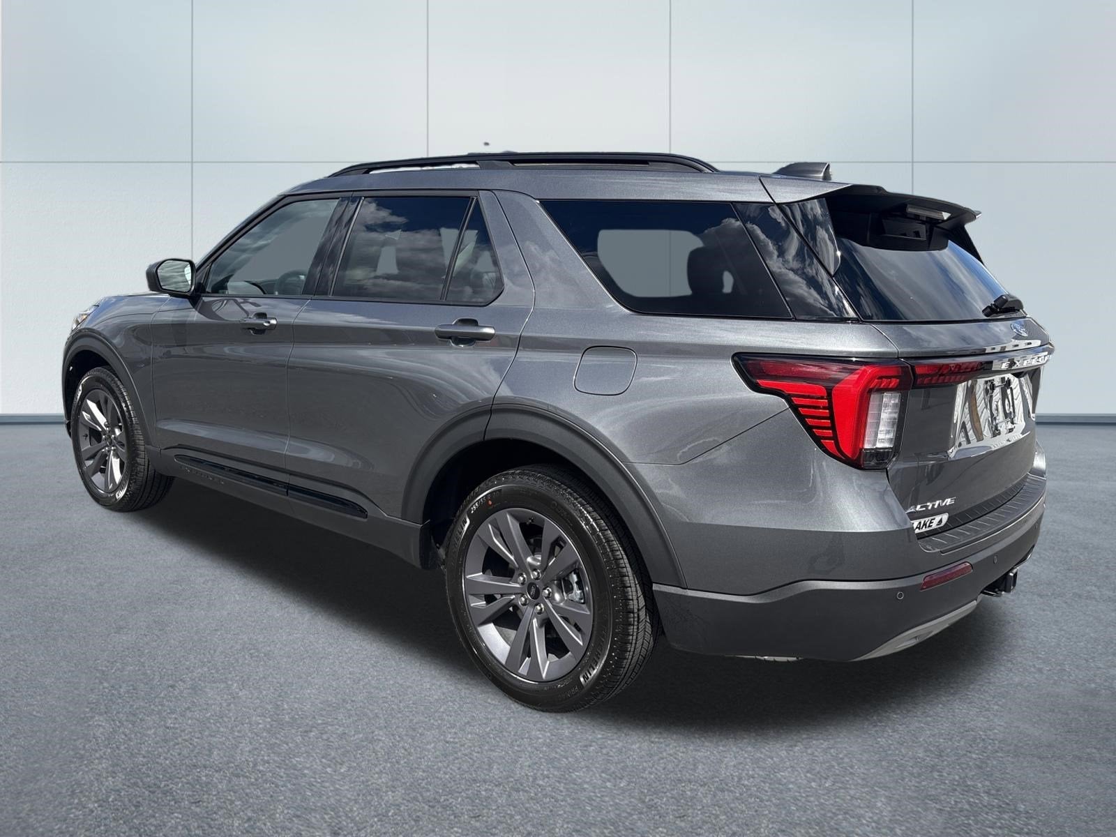 2026 Ford Explorer Base