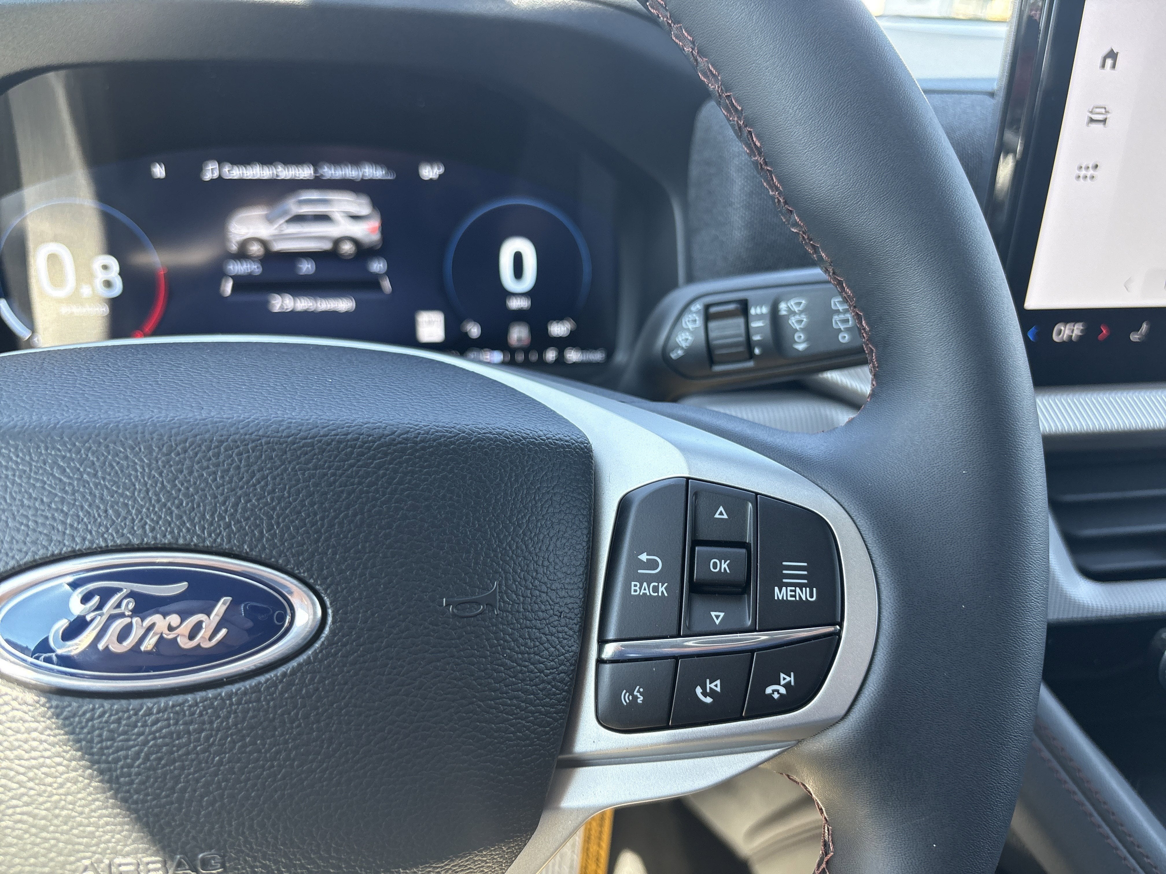 2026 Ford Explorer Active w/200A Pkg