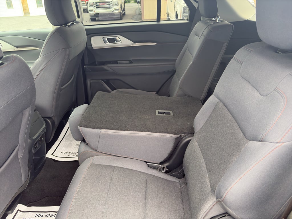 2026 Ford Explorer Active w/100A Pkg