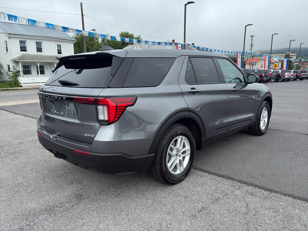 2026 Ford Explorer Active w/100A Pkg