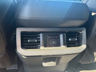 2027 Ford F-250 Platinum