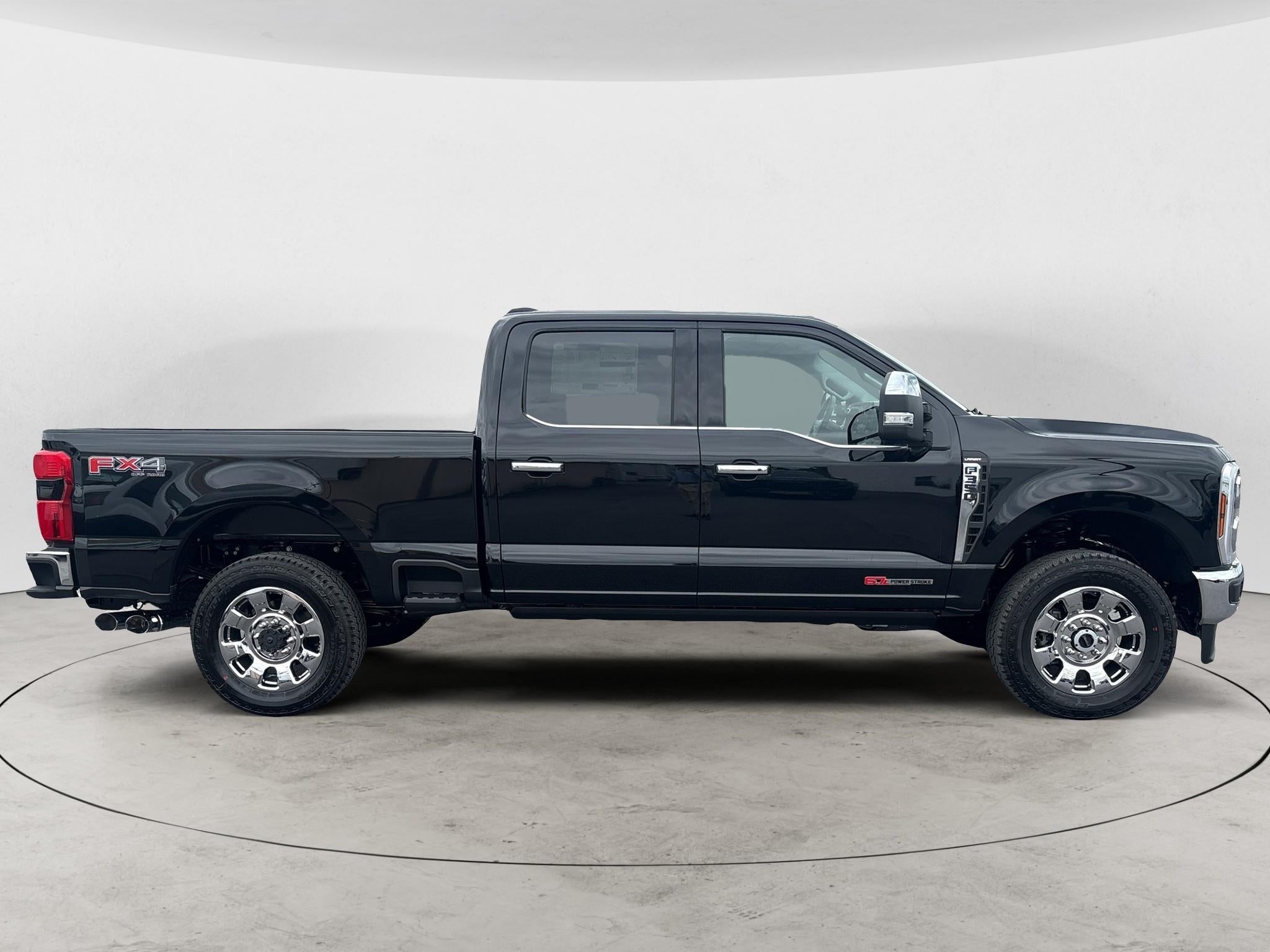 2027 Ford F-350 LARIAT