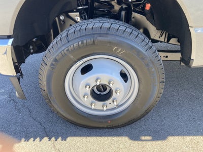 2026 Ford Super Duty F-350 DRW XL