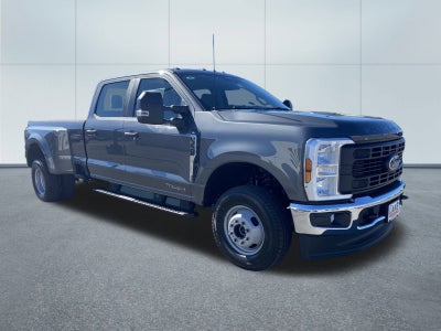 2026 Ford Super Duty F-350 DRW XL
