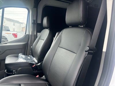 2027 Ford Transit Van Base