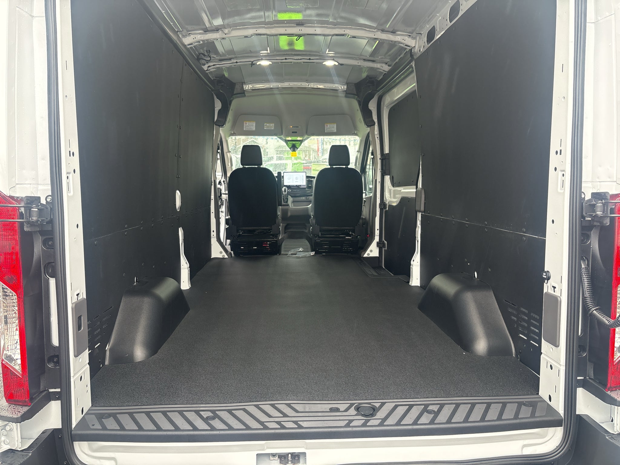 2027 Ford Transit Van Base