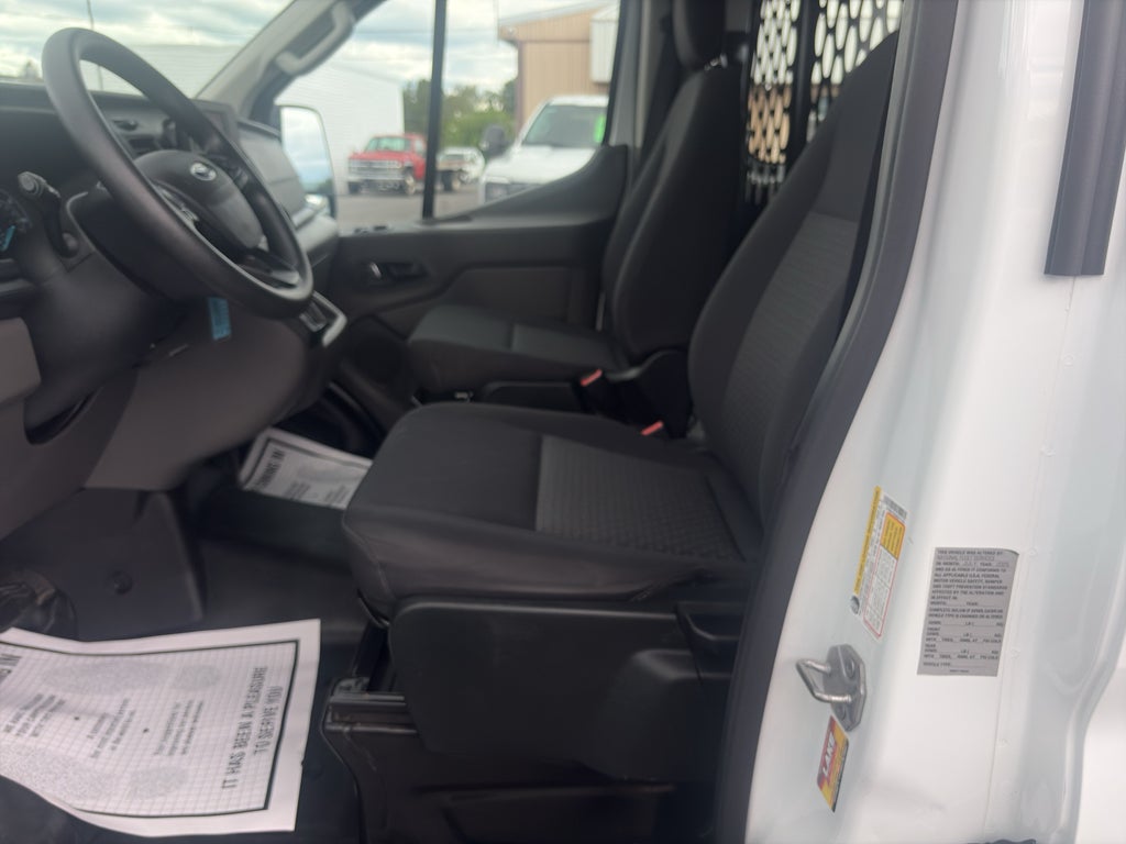2025 Ford Transit Van Base