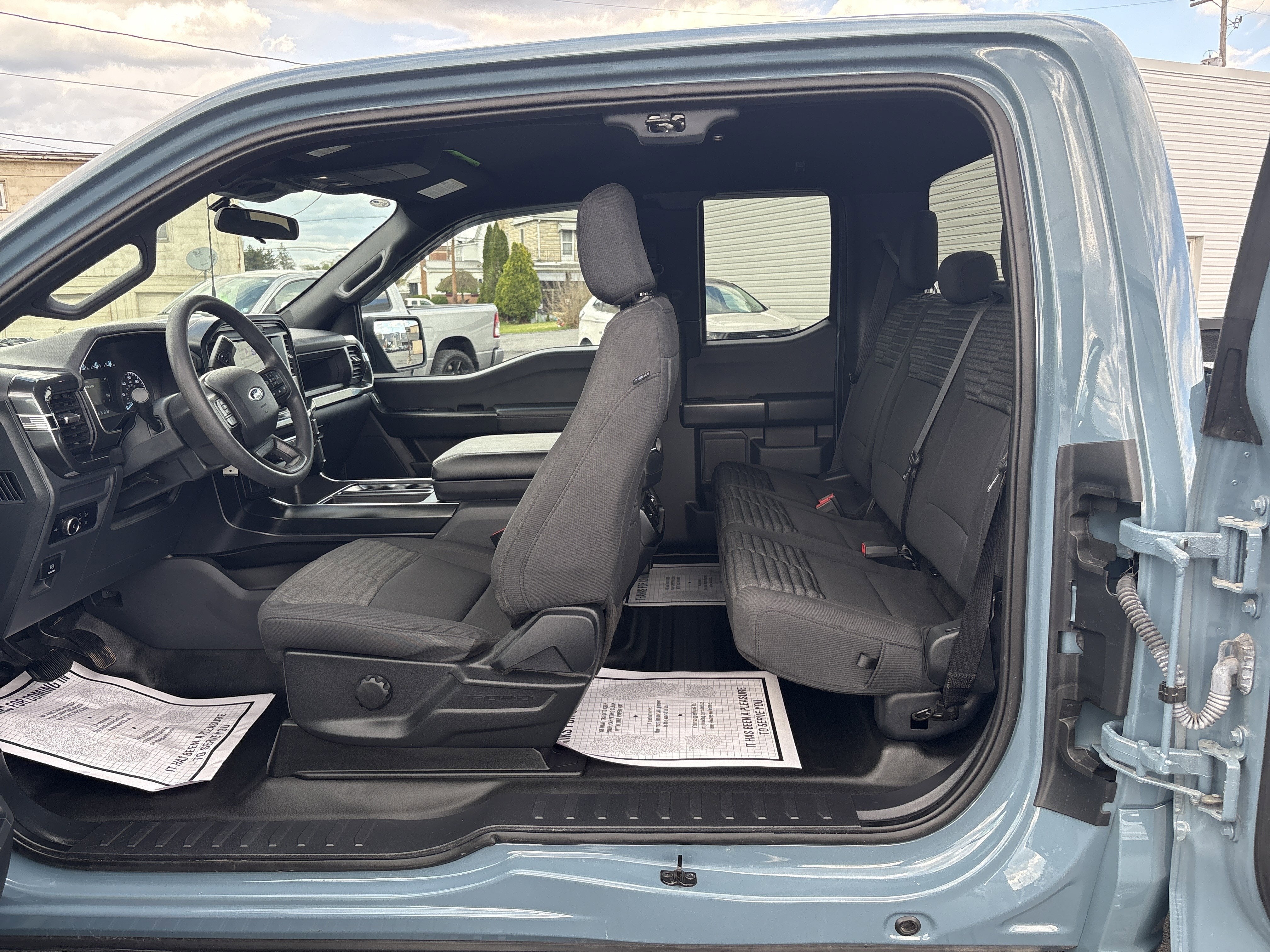 2023 Ford F-150 SXT