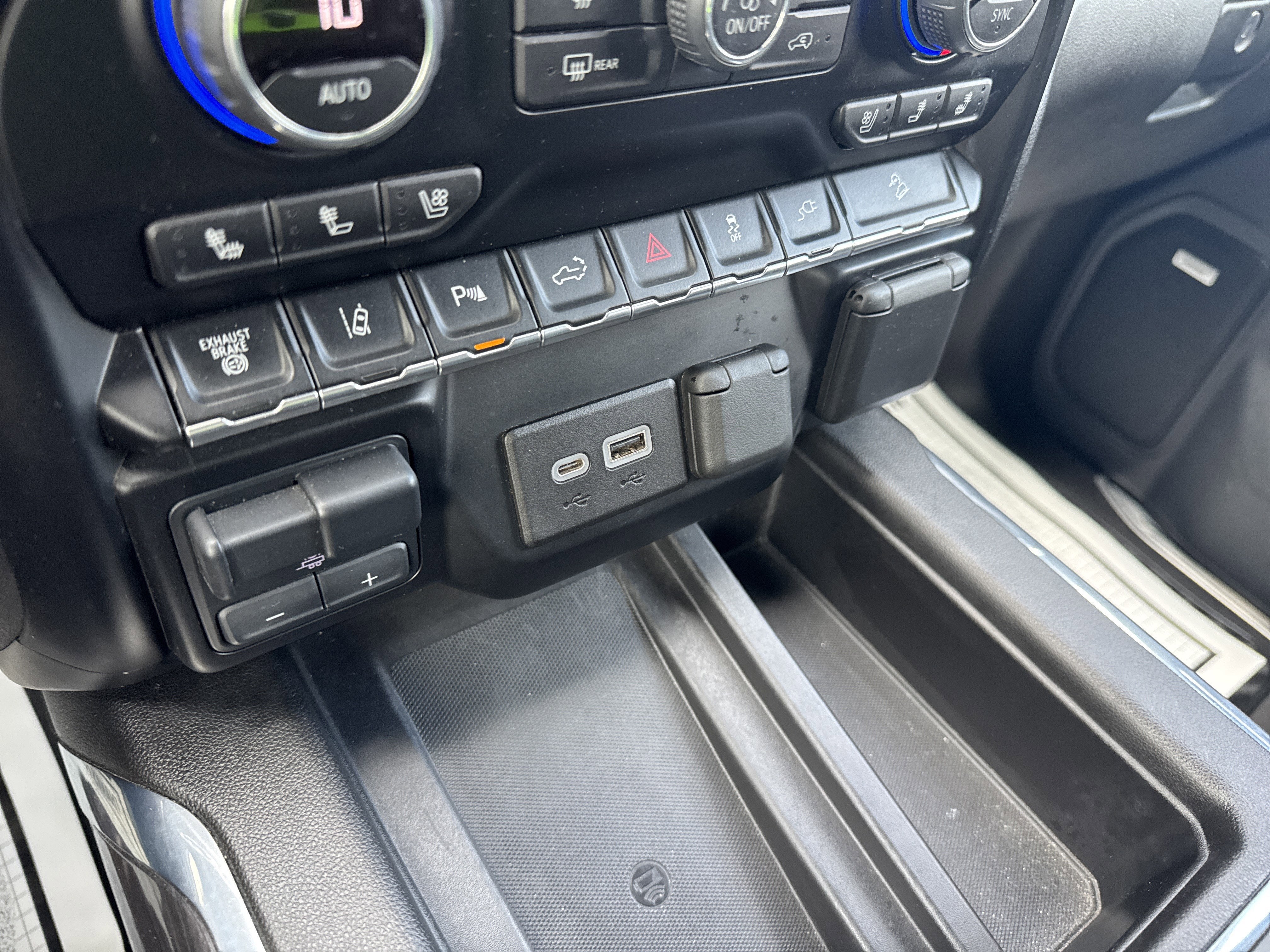 2021 Chevrolet SILVERADO 2500 LTZ