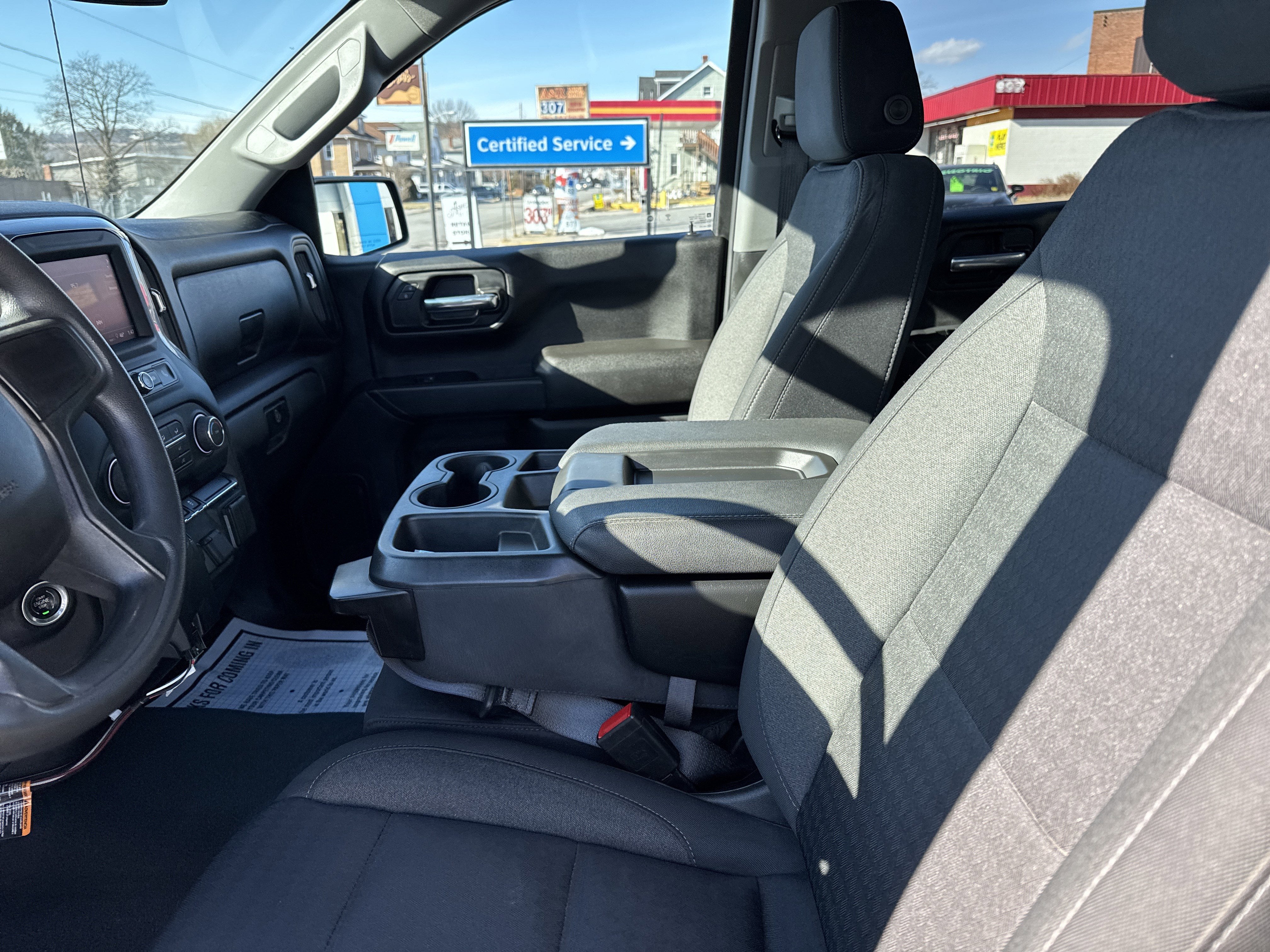 2023 Chevrolet SILVERADO 1500 CUSTOM