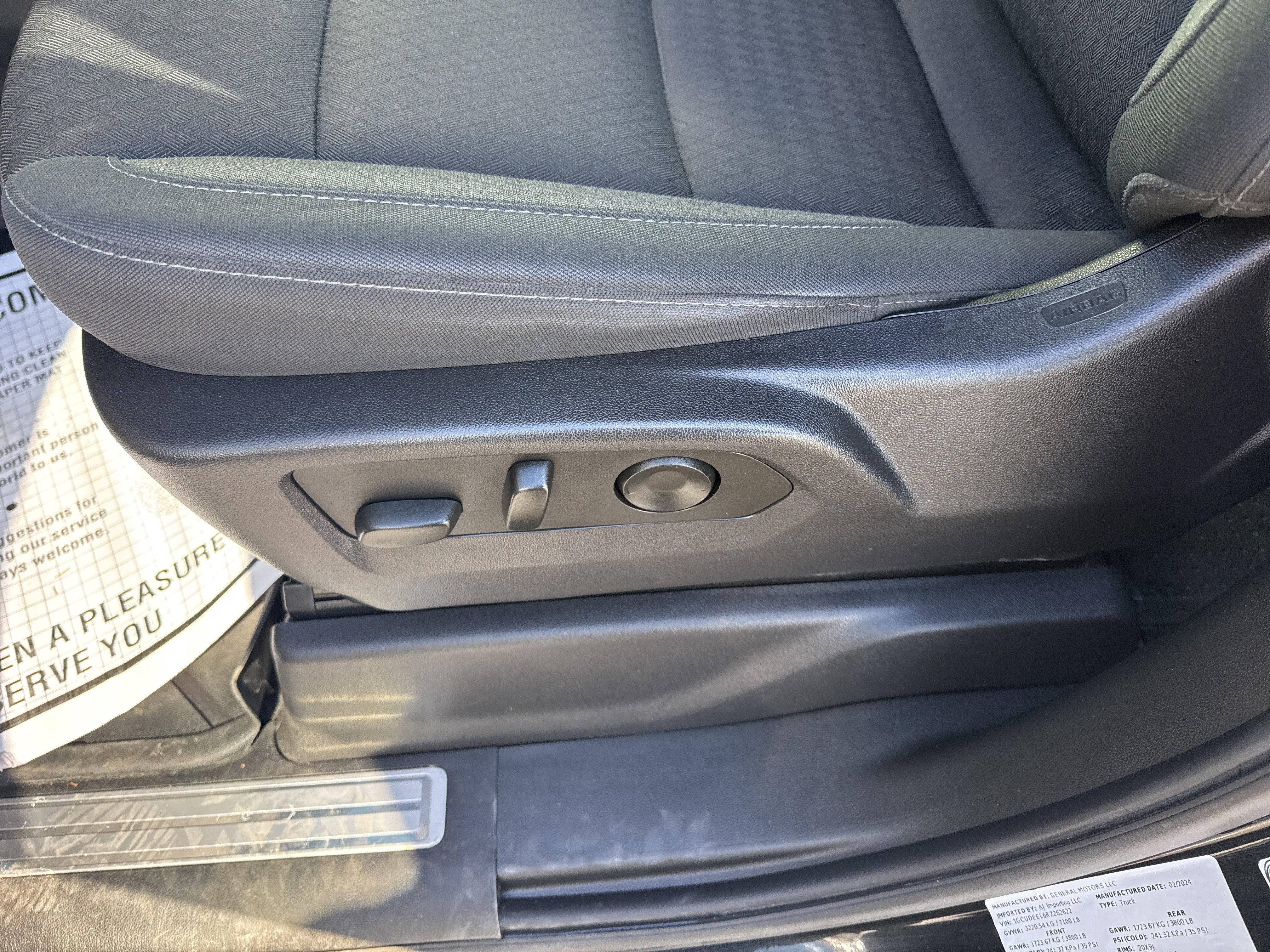 2024 Chevrolet SILVERADO K1500 RST