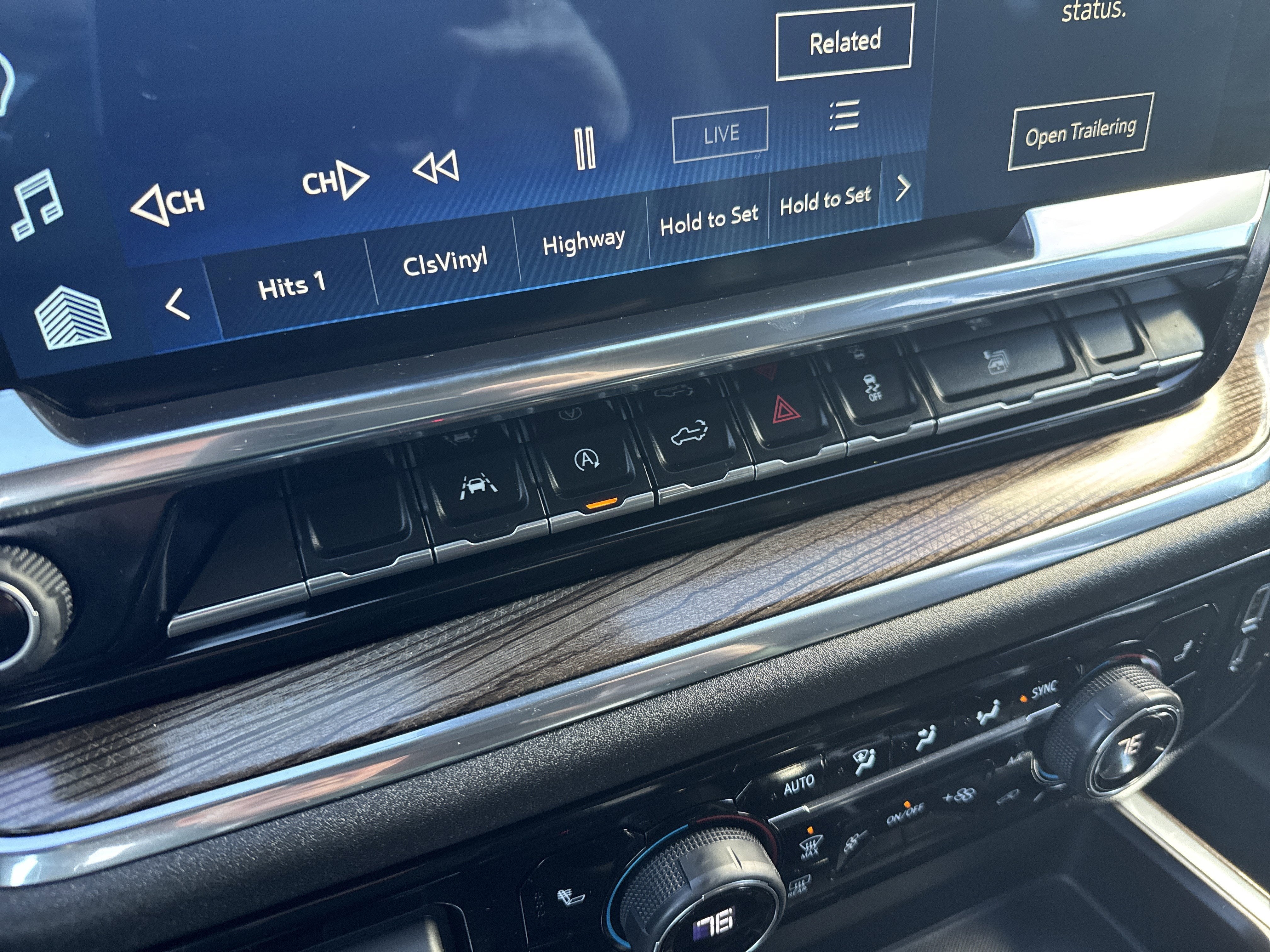 2024 Chevrolet SILVERADO K1500 RST