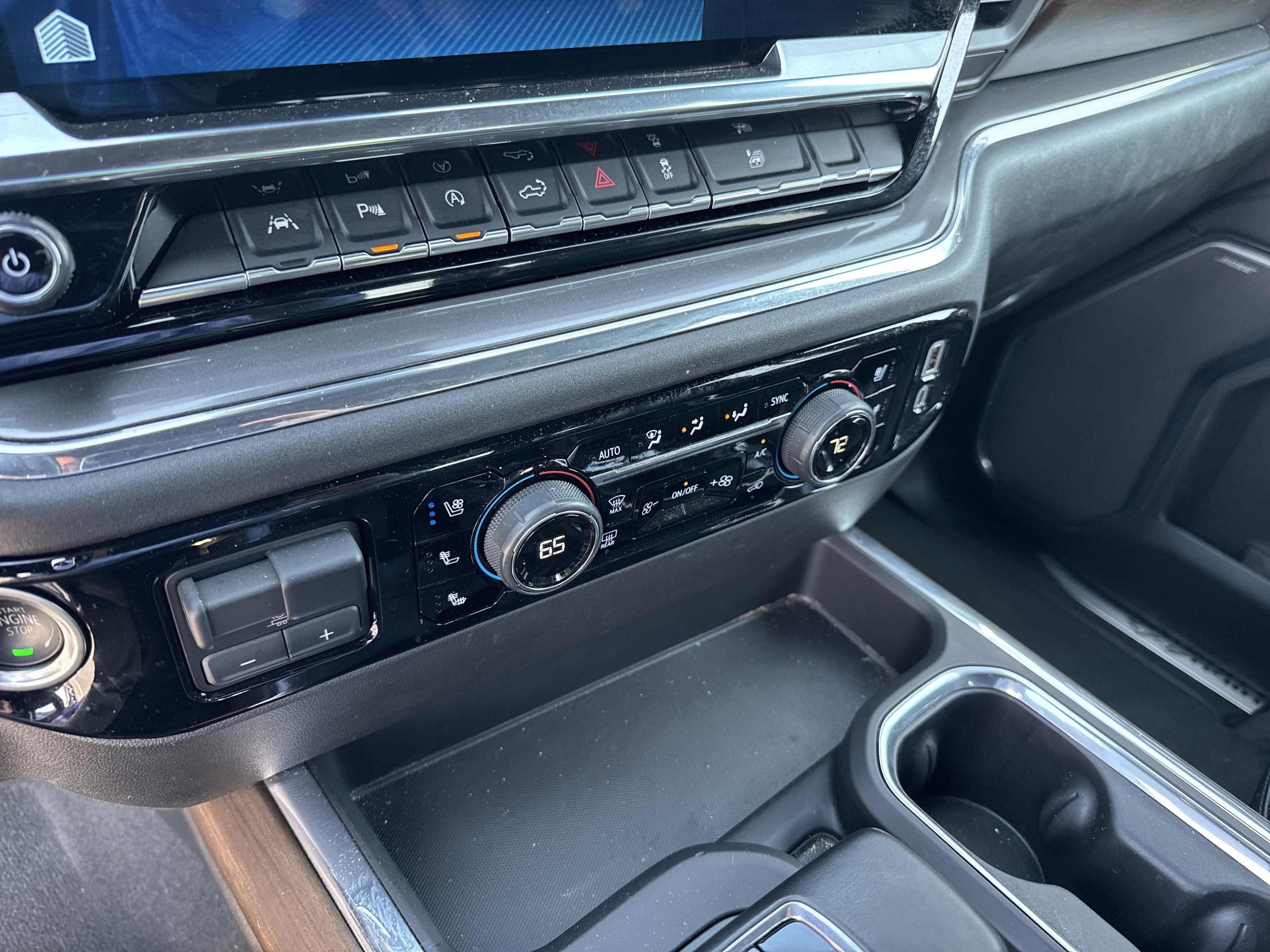 2024 Chevrolet SILVERADO 1500 HIGH COUNTRY