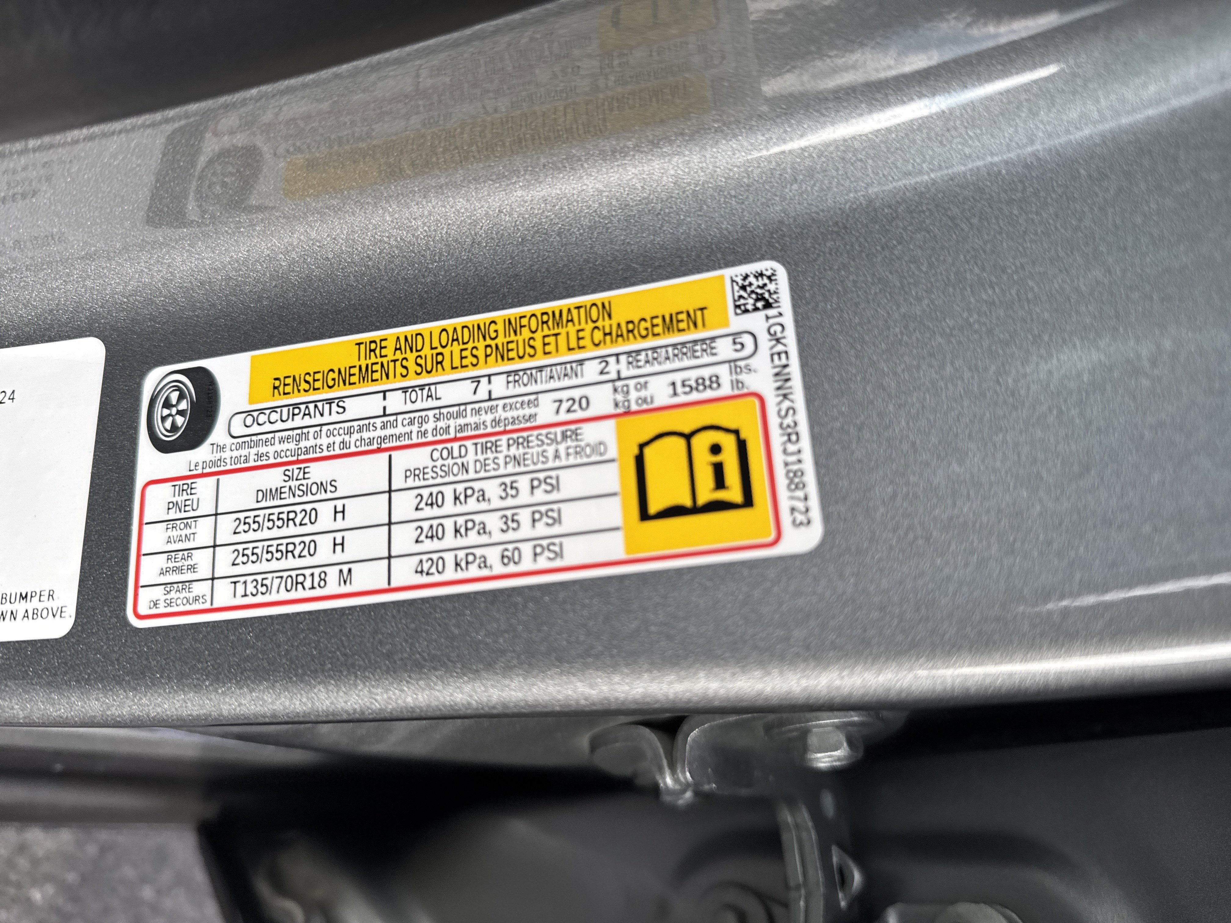 2024 GMC ACADIA UP LEVEL