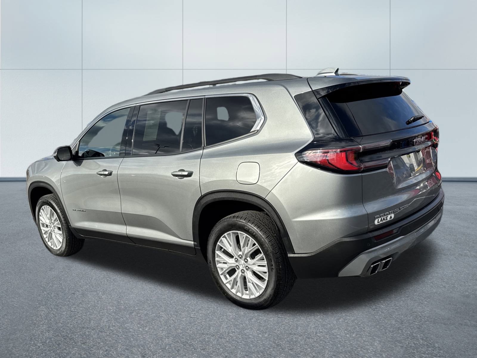 2024 GMC ACADIA UP LEVEL