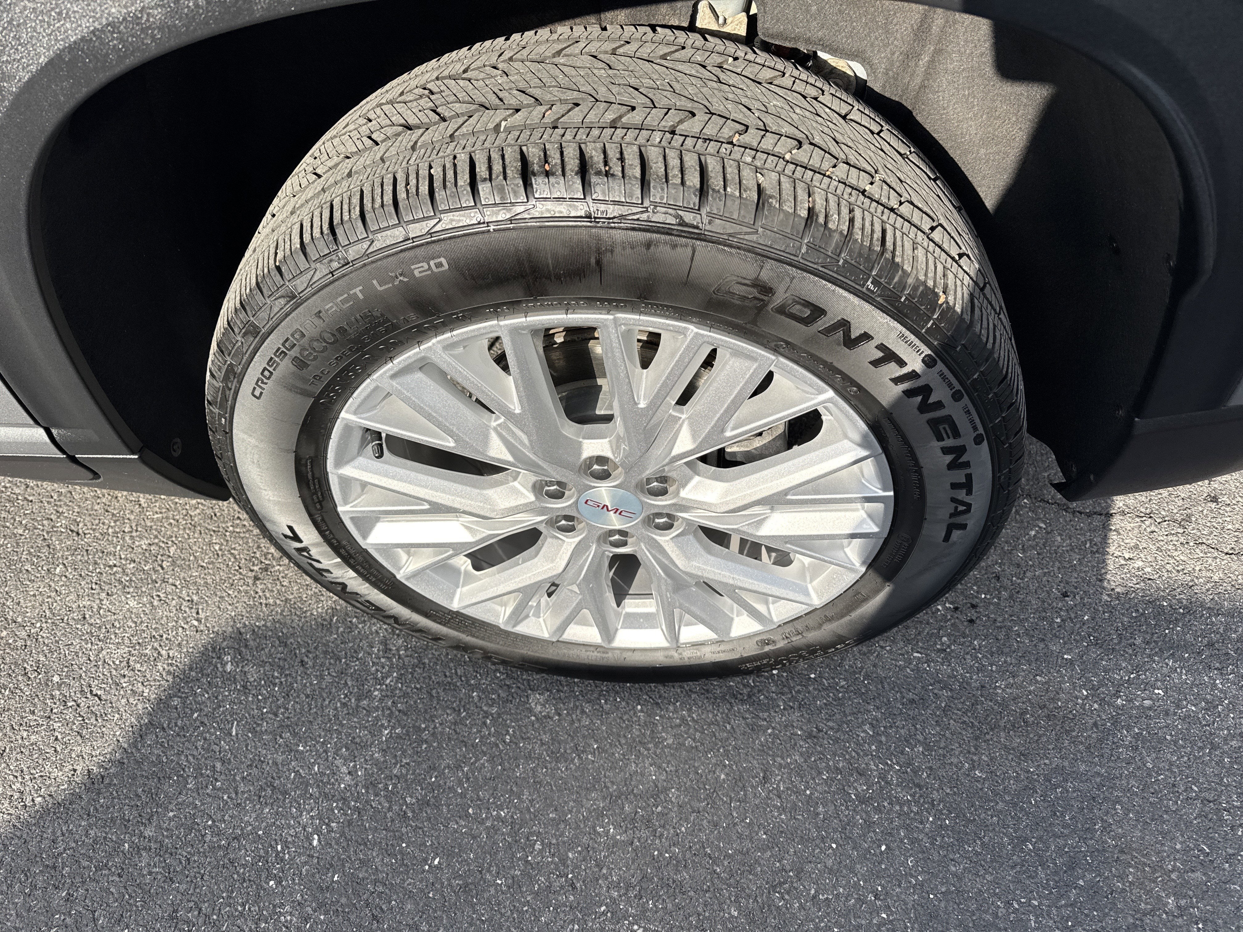 2024 GMC ACADIA UP LEVEL