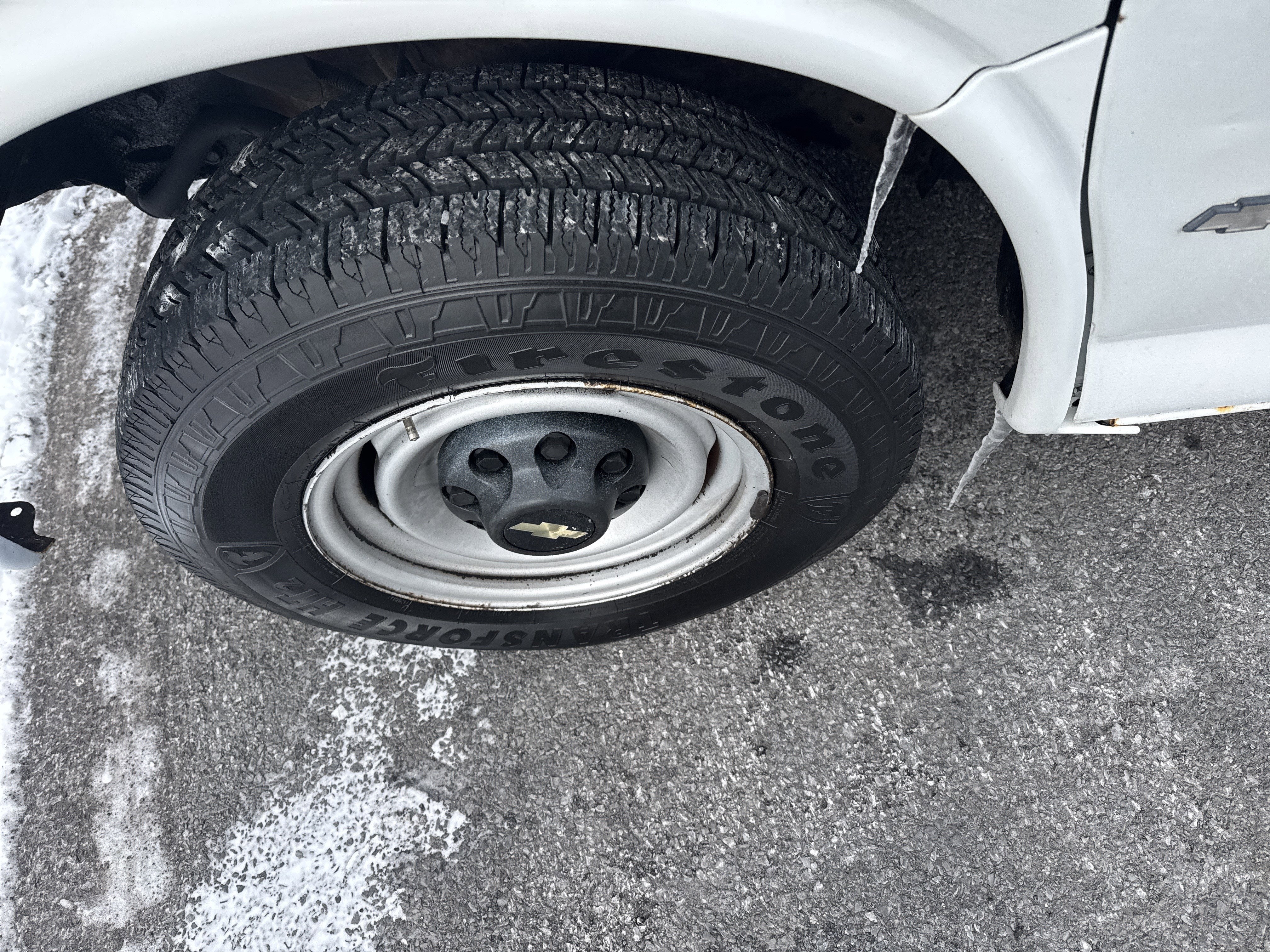 2001 Chevrolet EXPRESS G2500 BASE