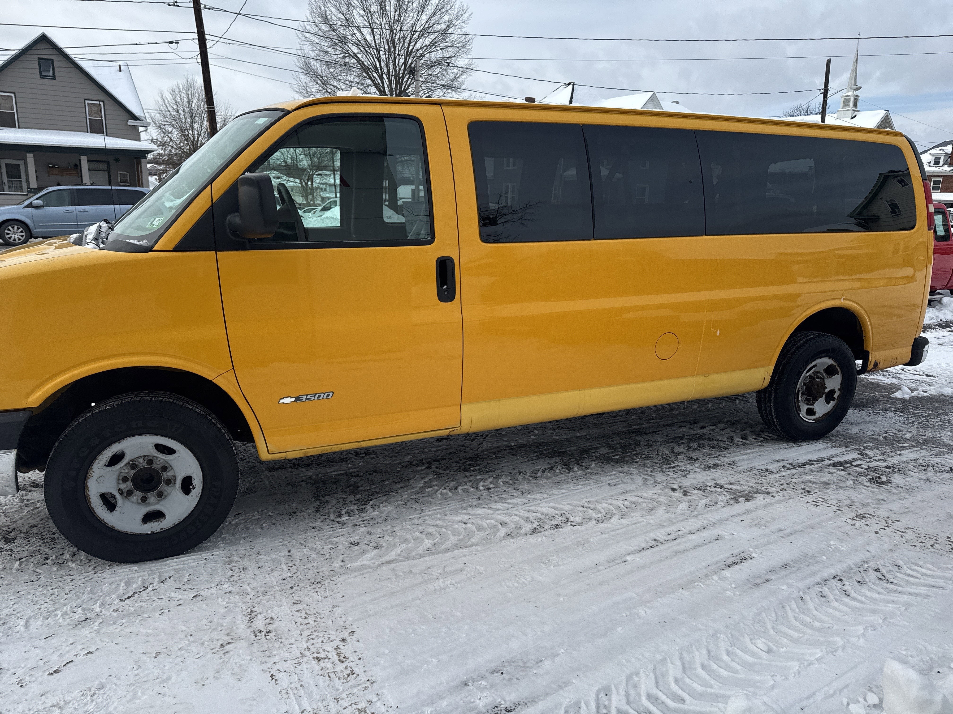 2005 Chevrolet EXPRESS 3500 BASE