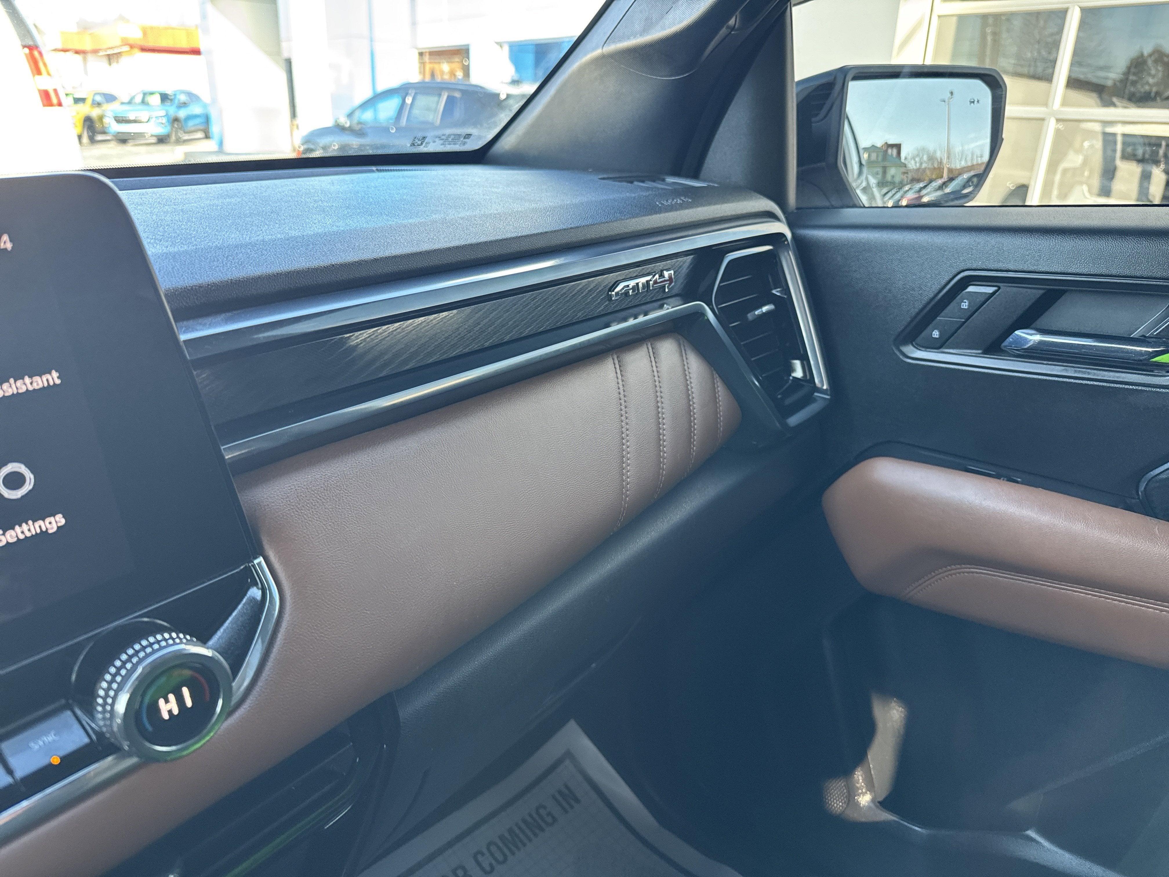 2023 GMC CANYON T4E43