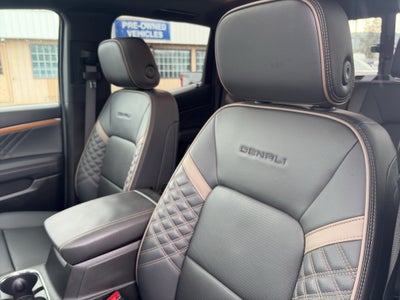 2024 GMC Canyon 4WD Denali