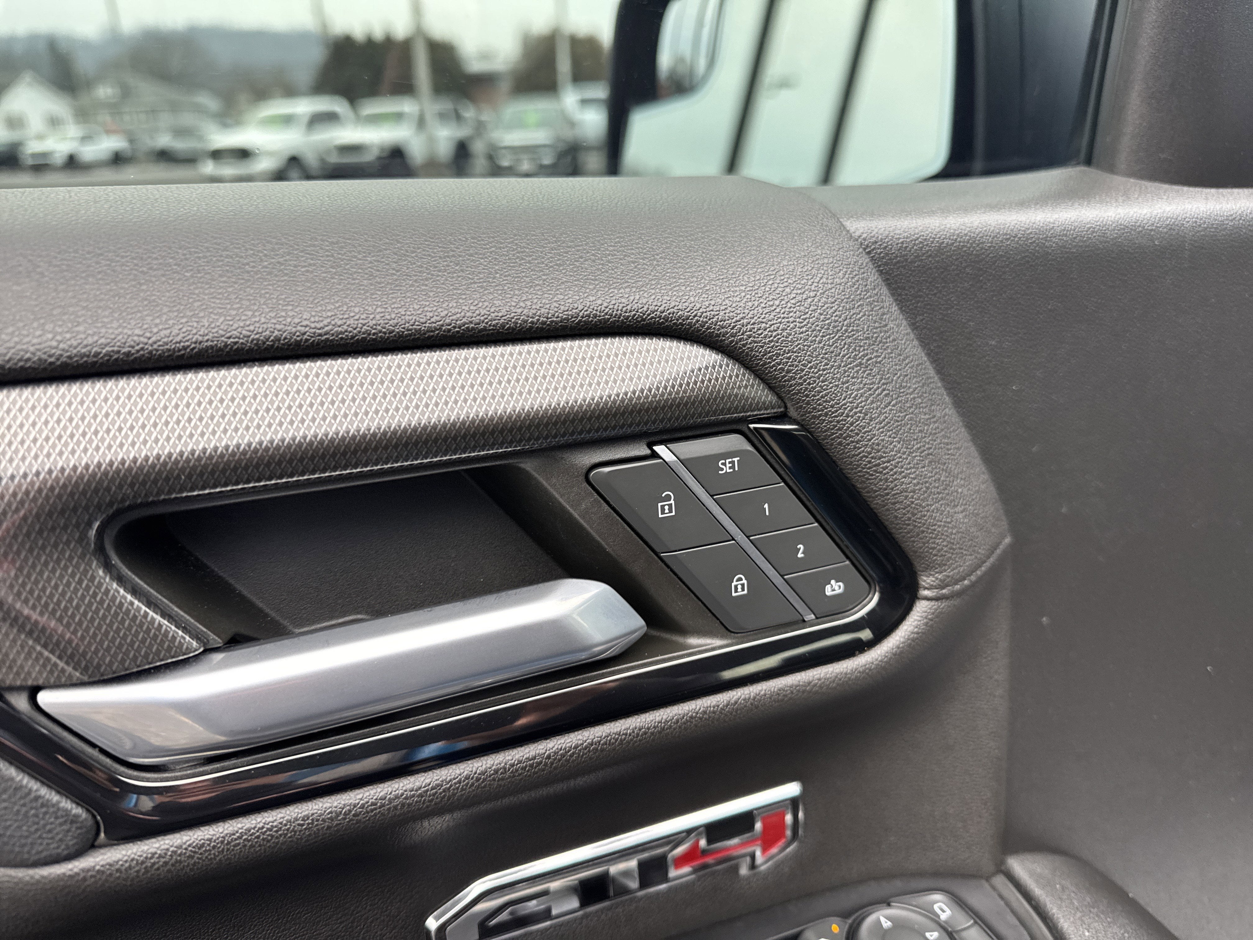 2022 GMC SIERRA 1500 AT4