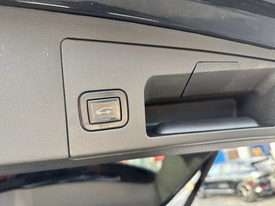 2022 Cadillac XT5 SPORT