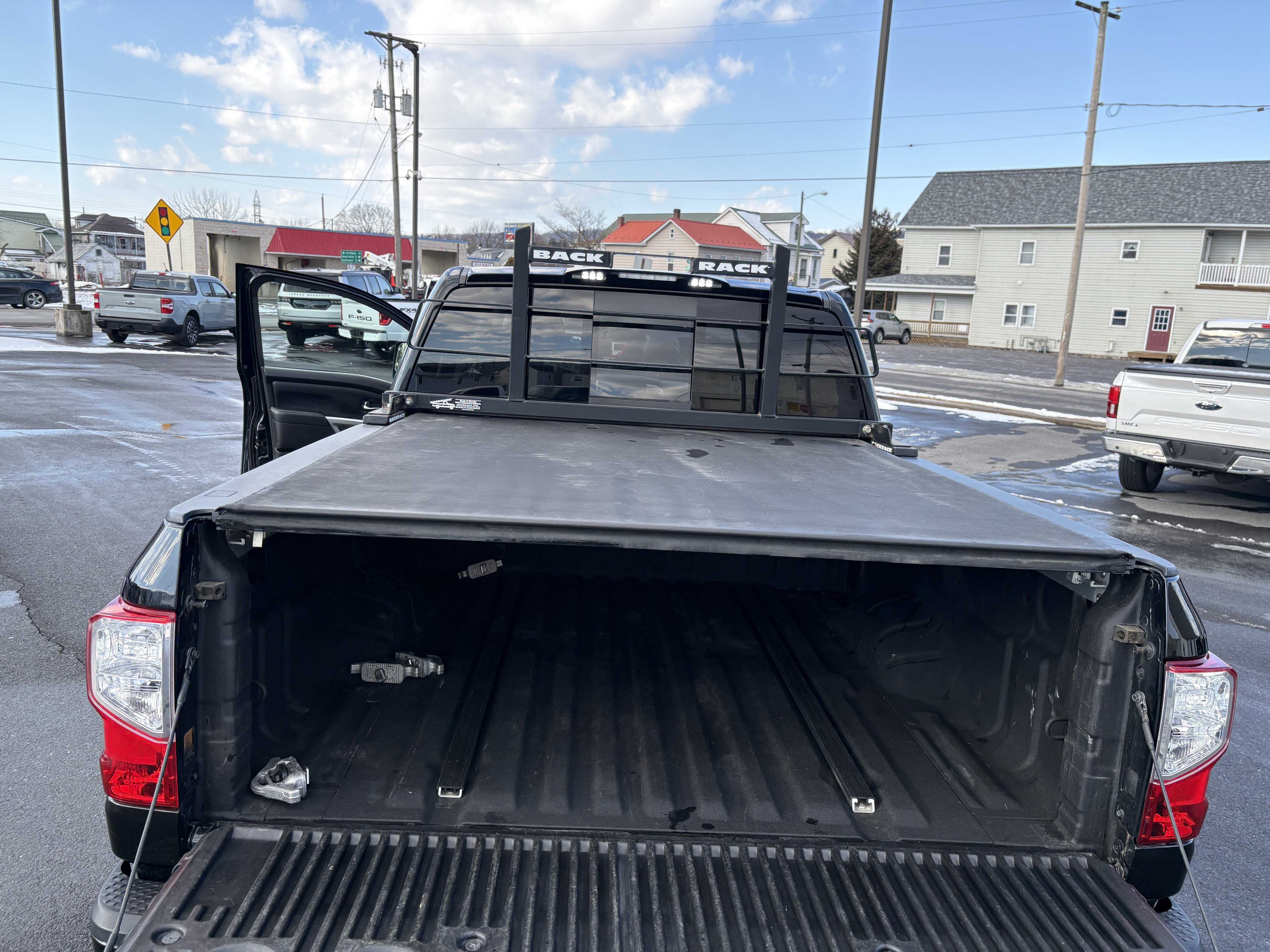 2018 Nissan TITAN PRO-4X