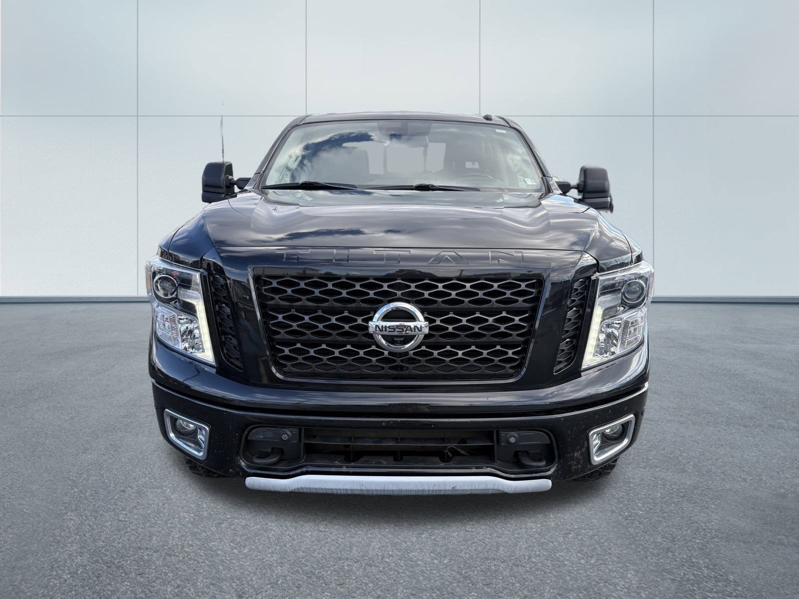 2018 Nissan TITAN PRO-4X