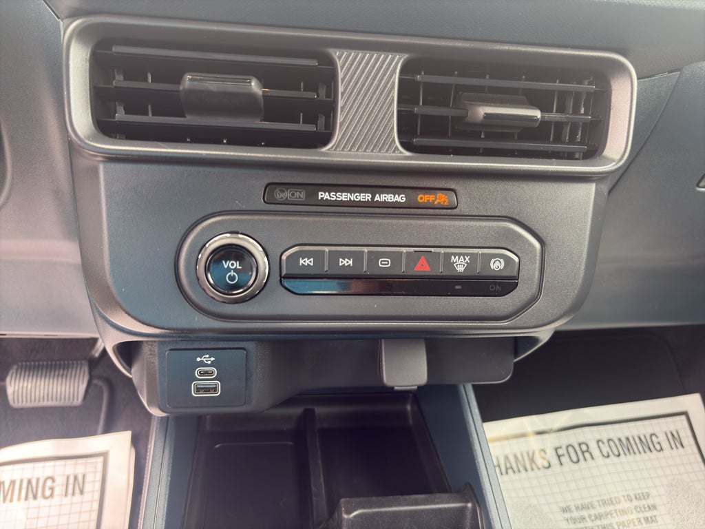 2025 Ford Maverick XL