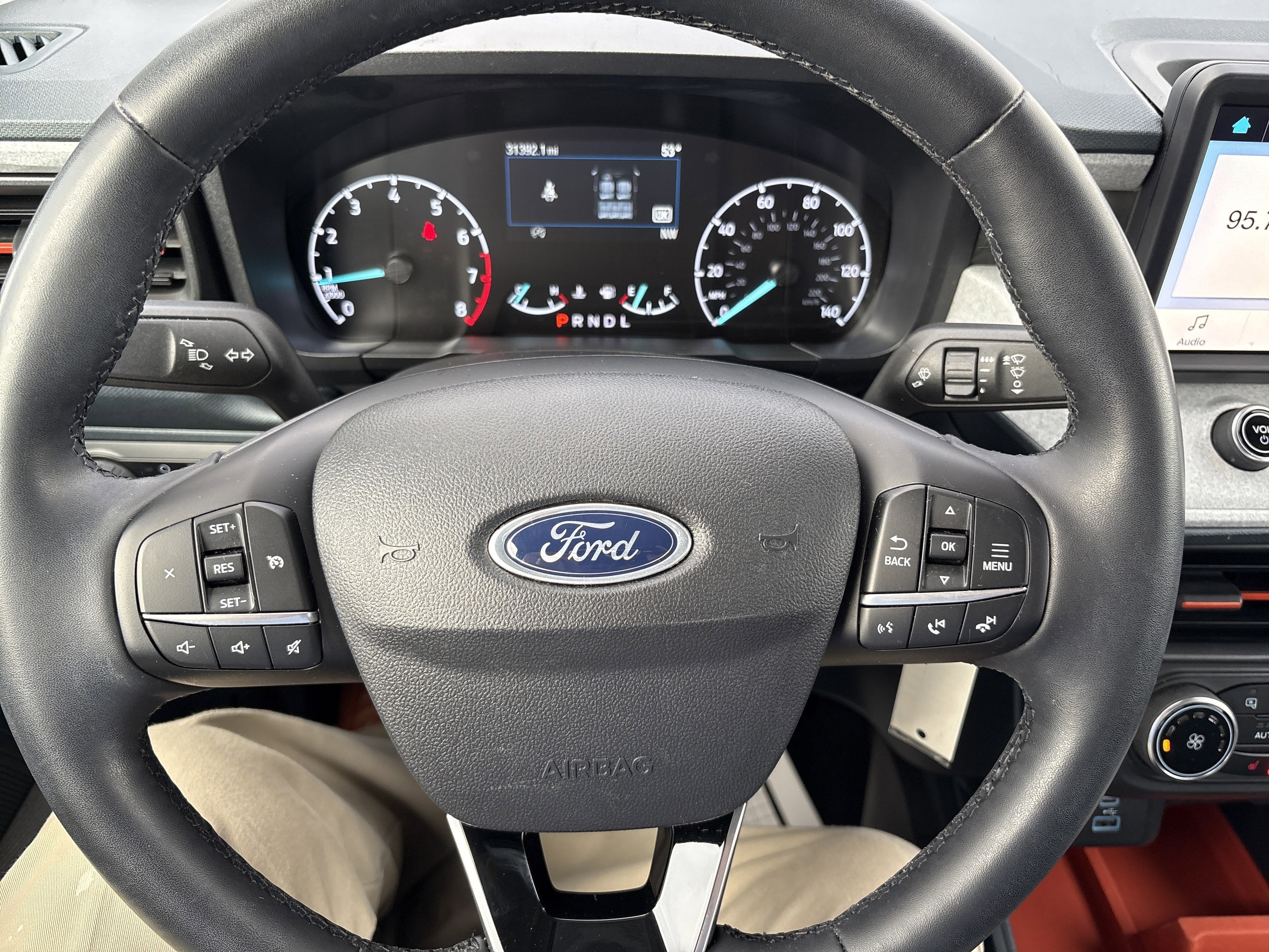 2023 Ford MAVERICK XLT