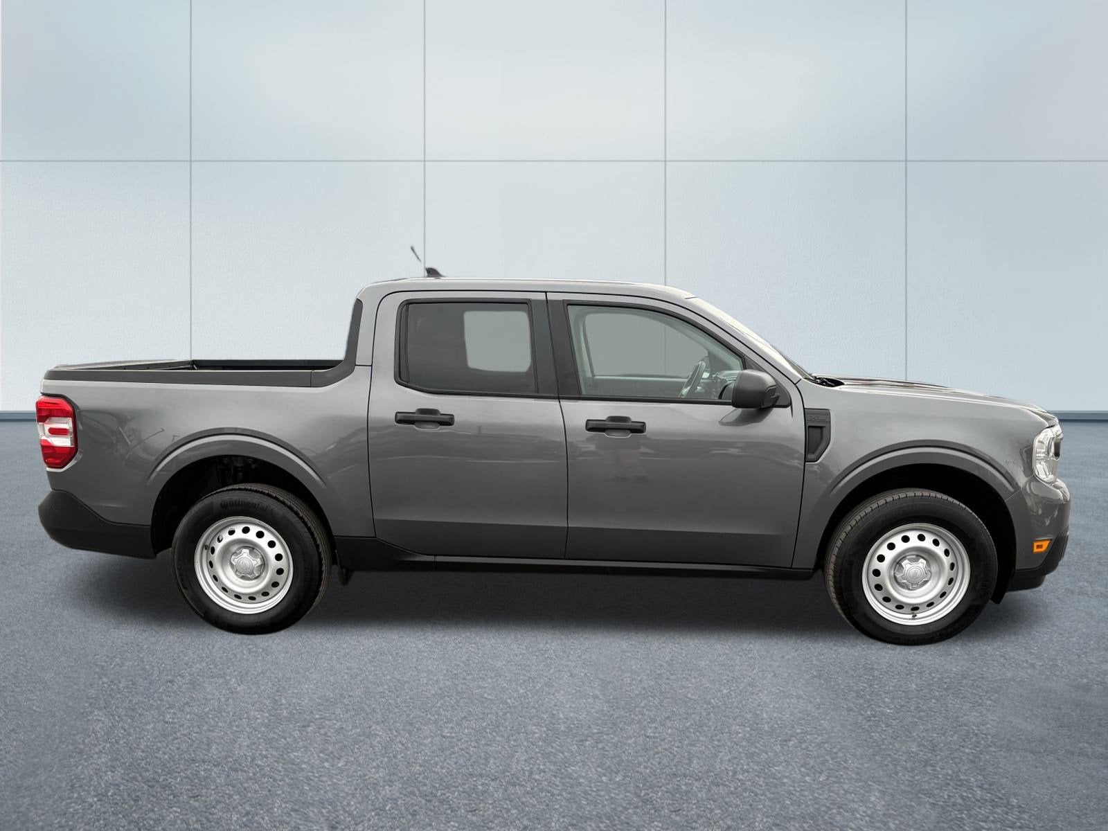 2023 Ford MAVERICK W8F