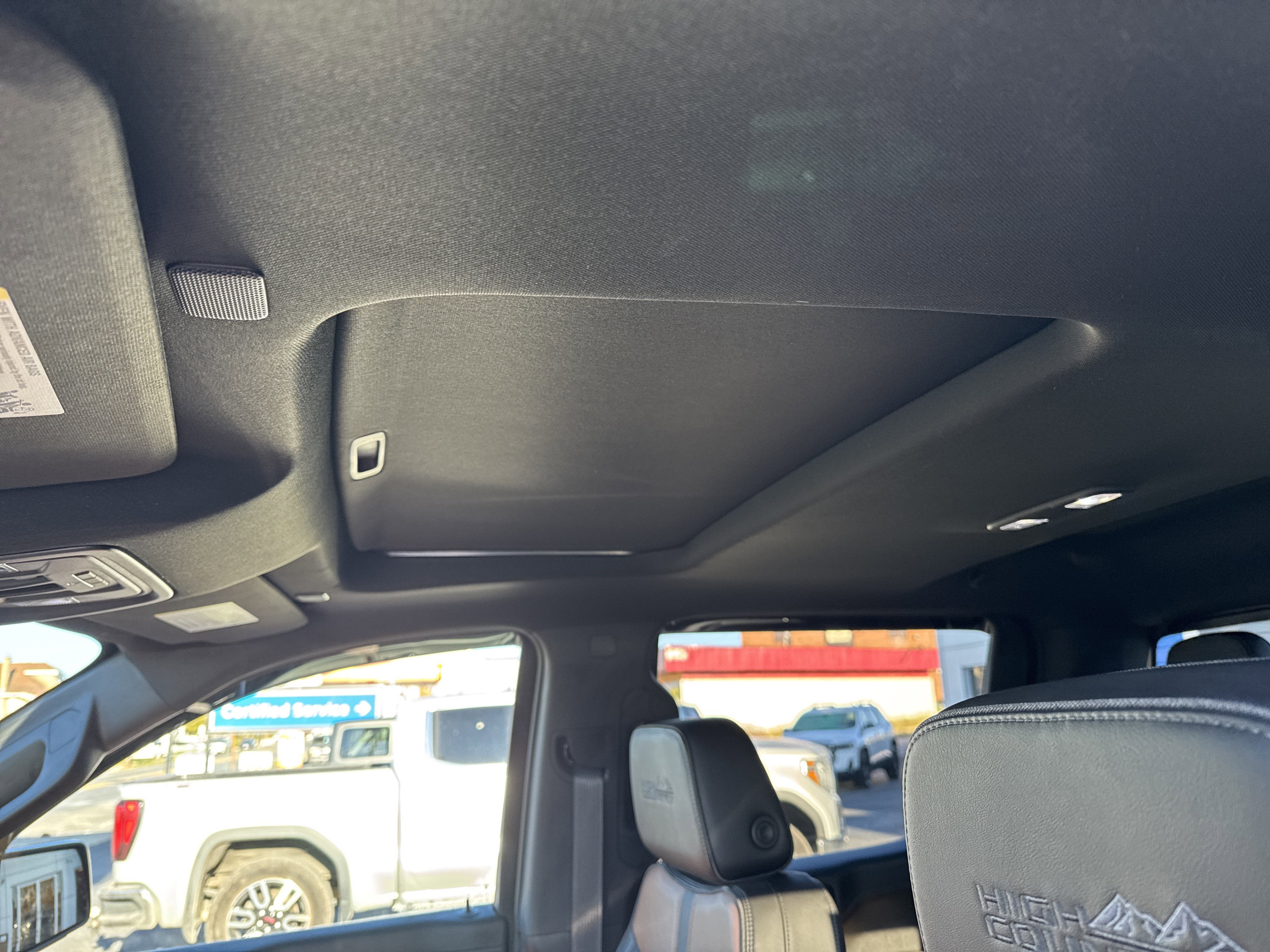 2022 Chevrolet SILVERADO 1500 HIGH COUNTRY