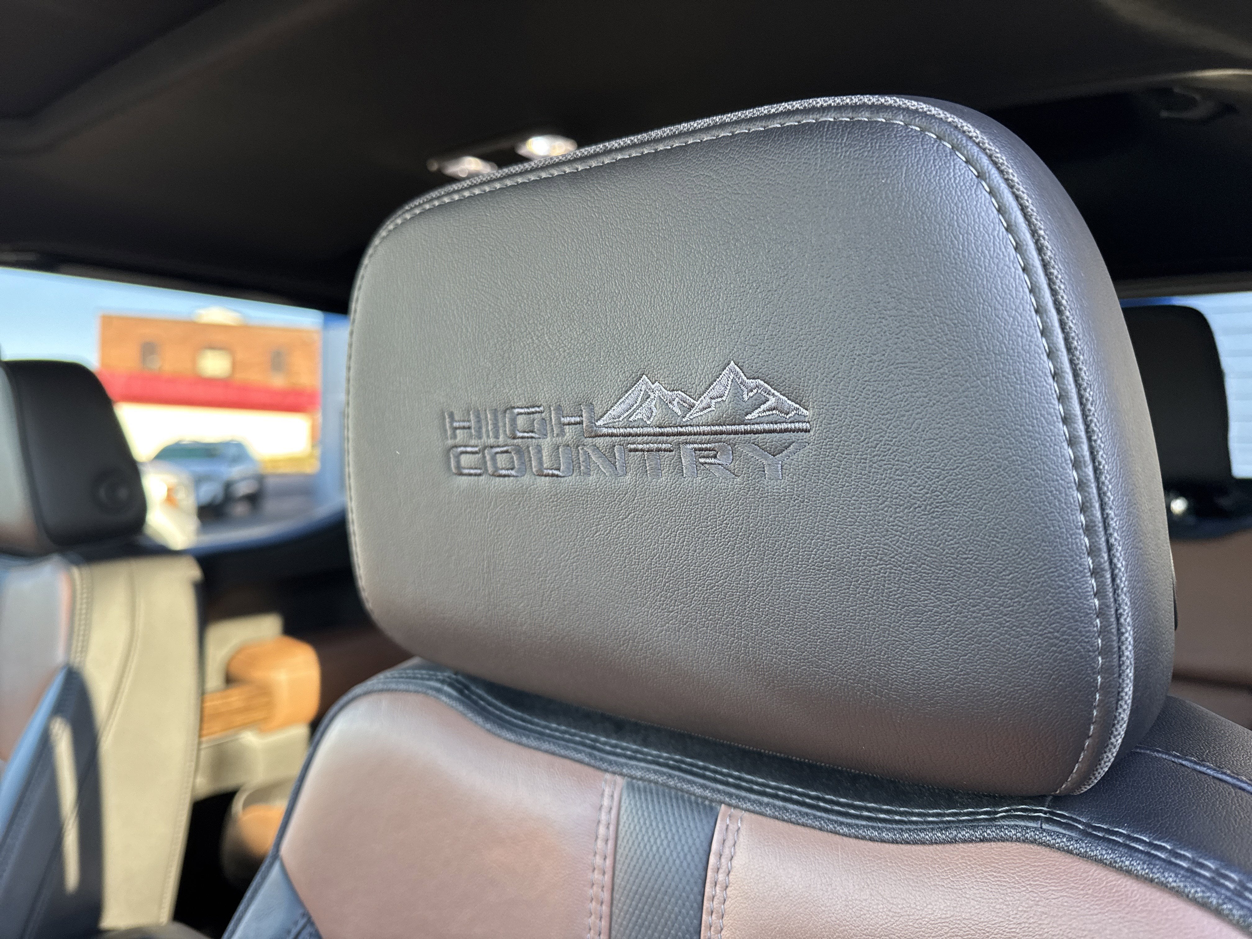 2022 Chevrolet SILVERADO 1500 HIGH COUNTRY