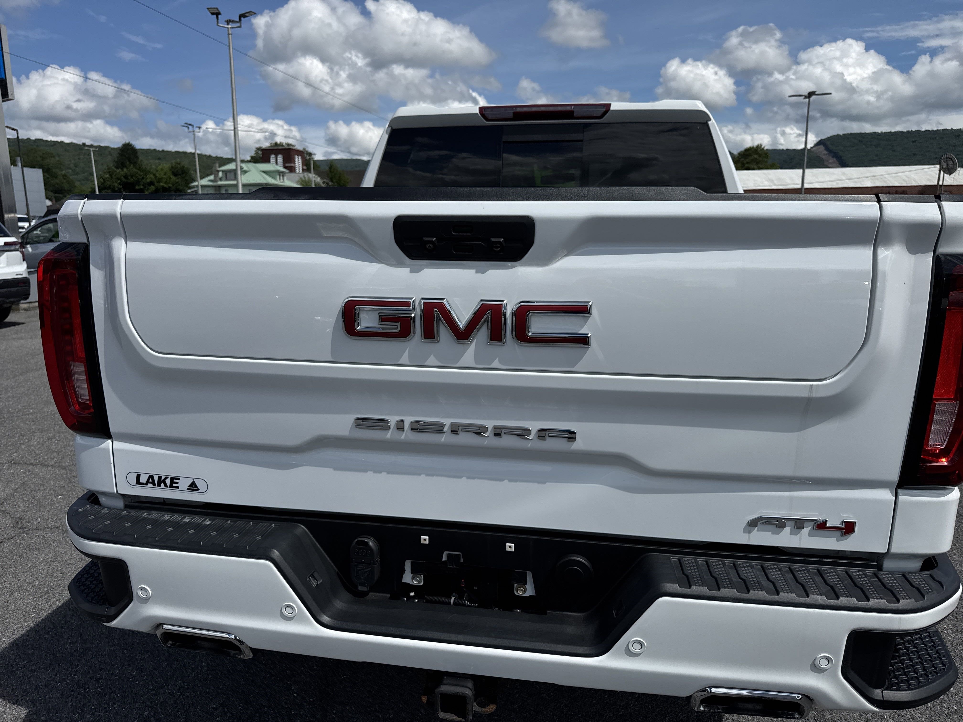 2022 GMC SIERRA 1500 LIMITED AT4