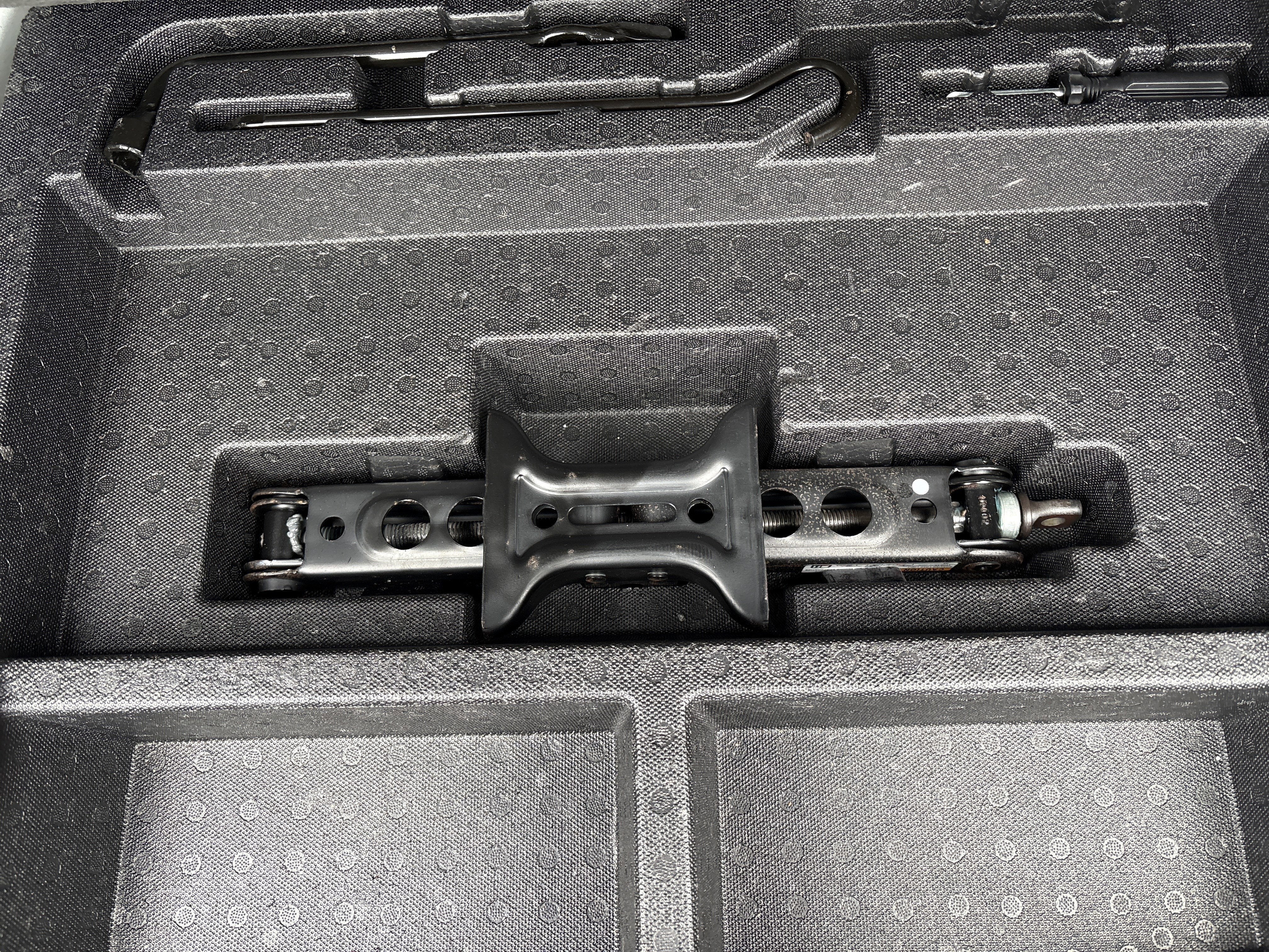 2022 Subaru LEGACY PREMIUM