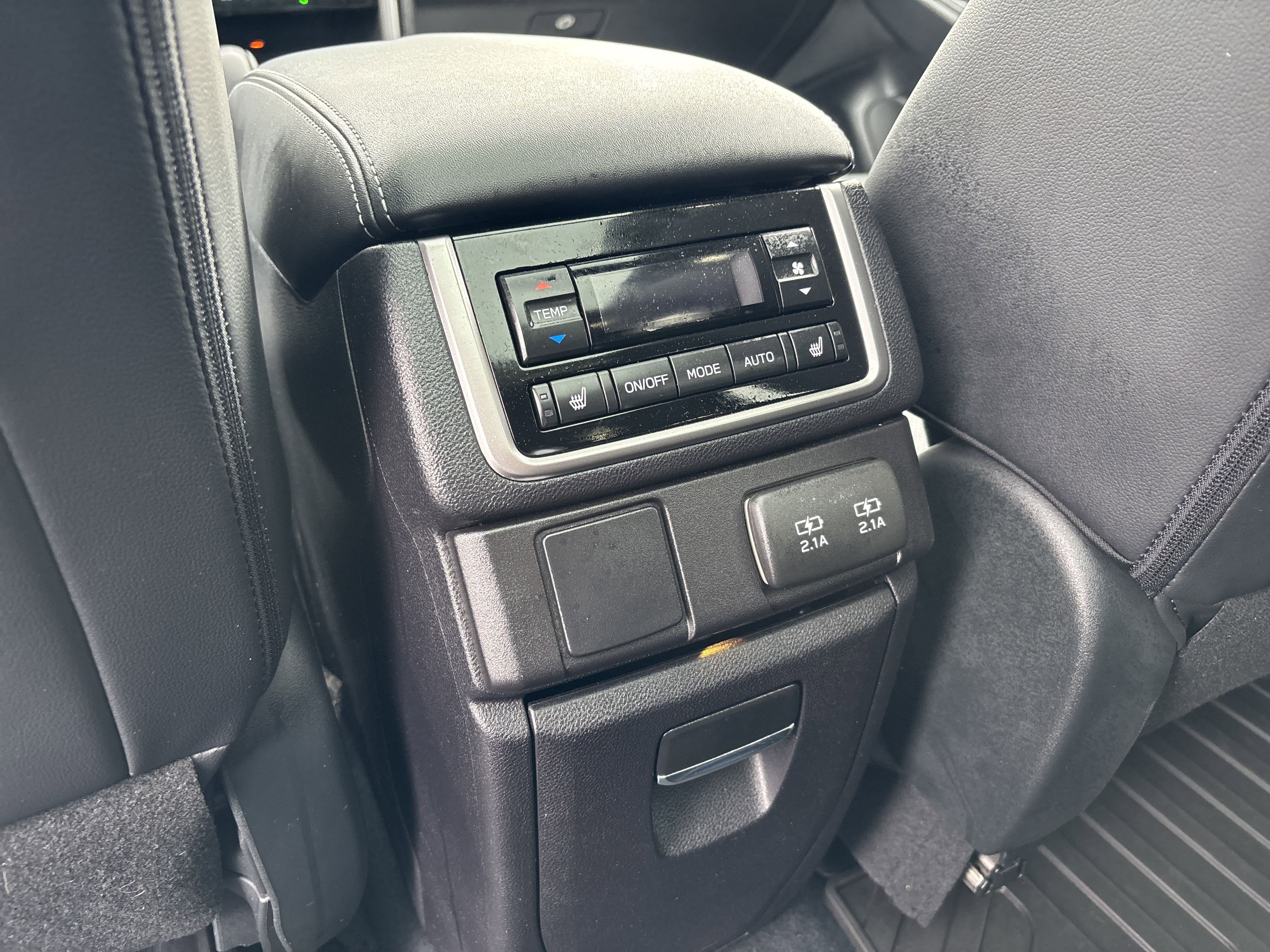 2021 Subaru ASCENT LIMITED