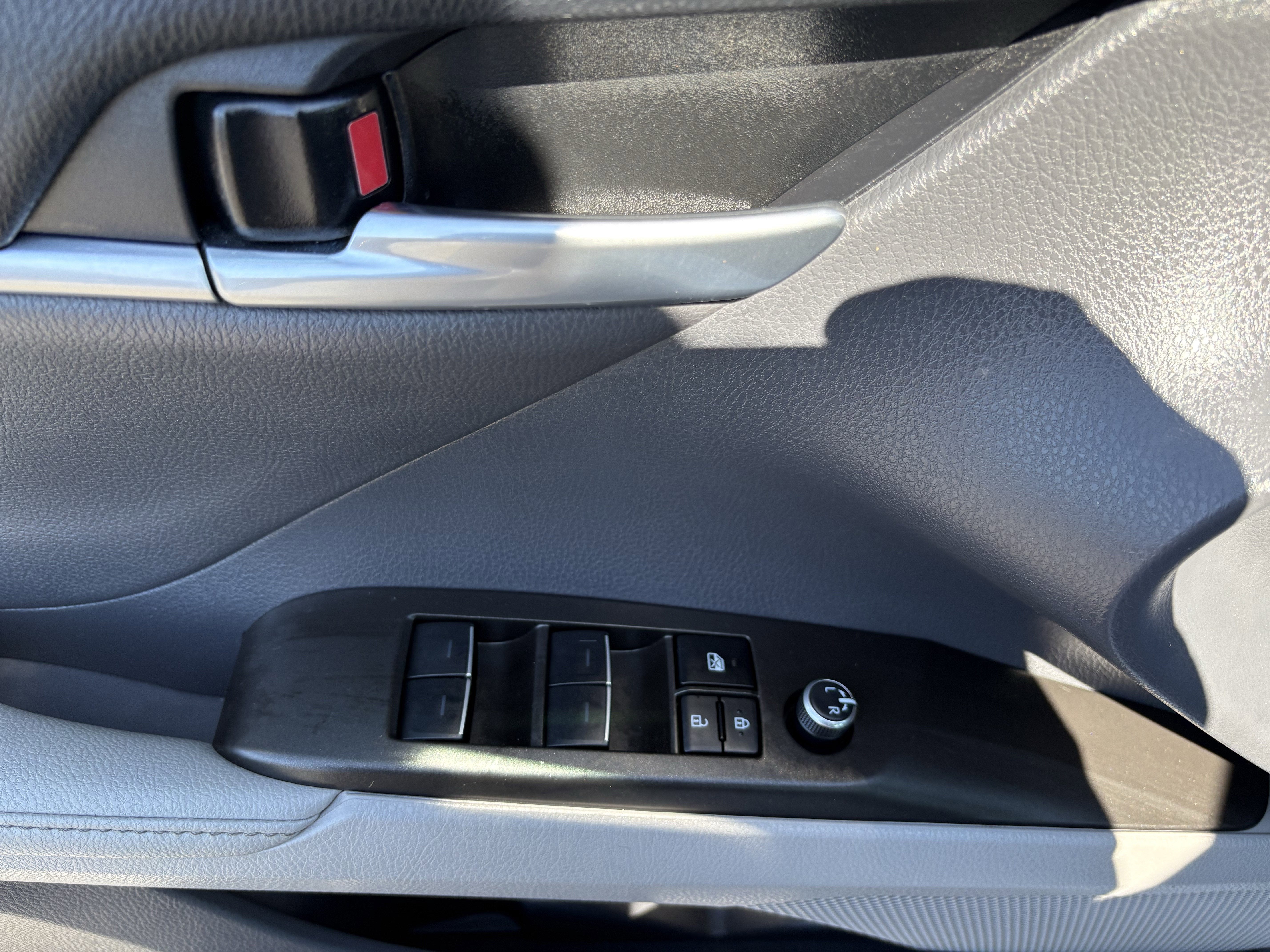 2024 Toyota CAMRY XLE