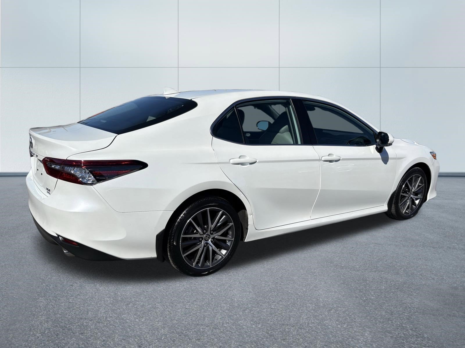 2024 Toyota CAMRY XLE