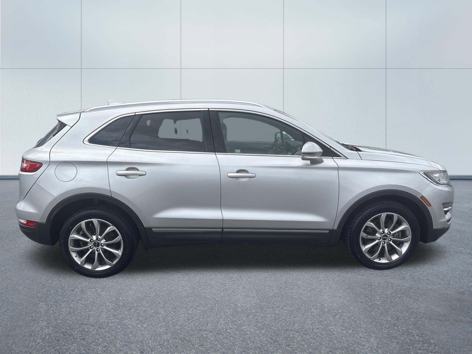 2017 Lincoln MKC SELECT