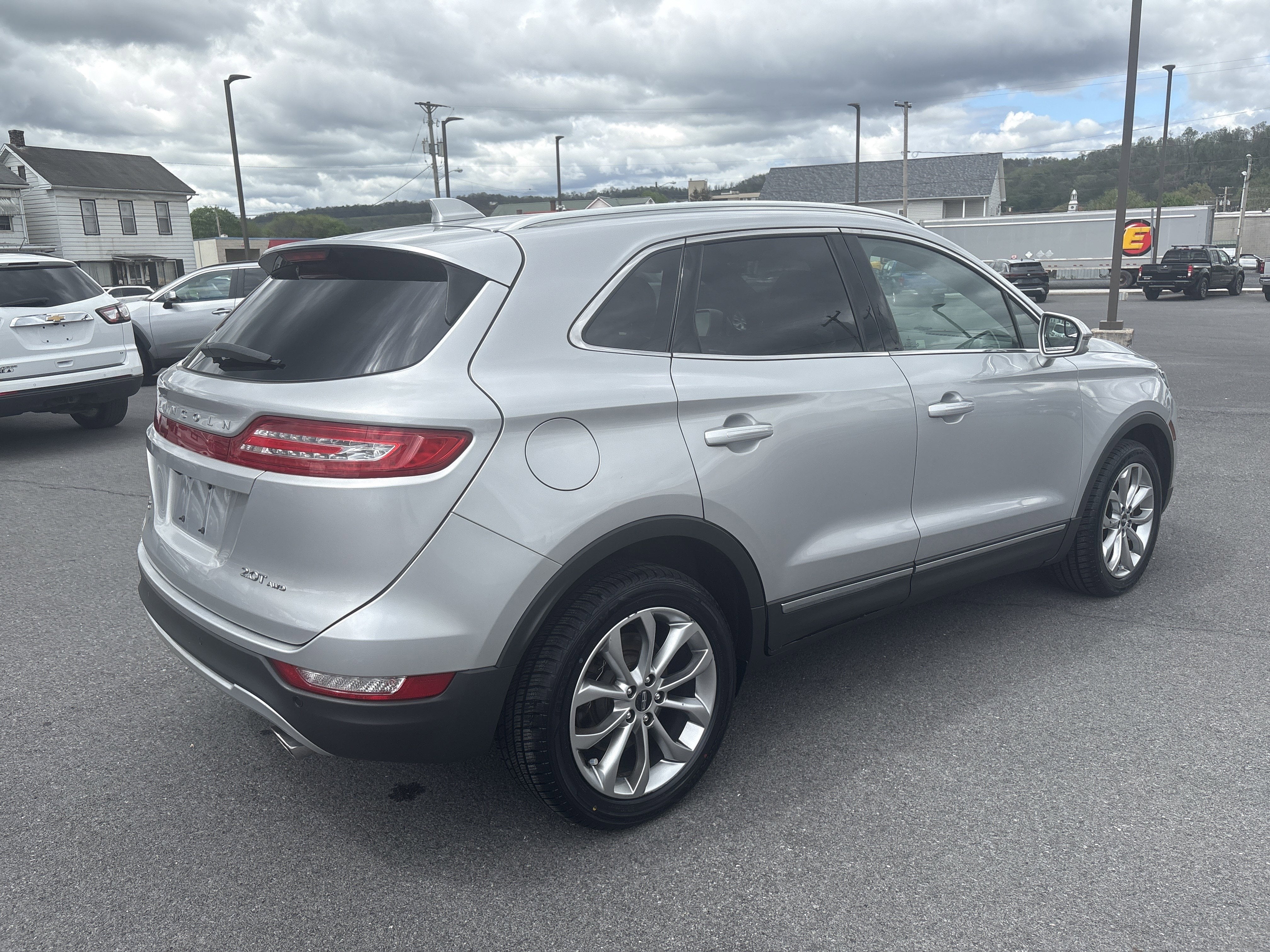 2017 Lincoln MKC SELECT