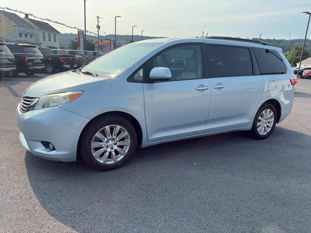 2015 Toyota Sienna XLE Premium