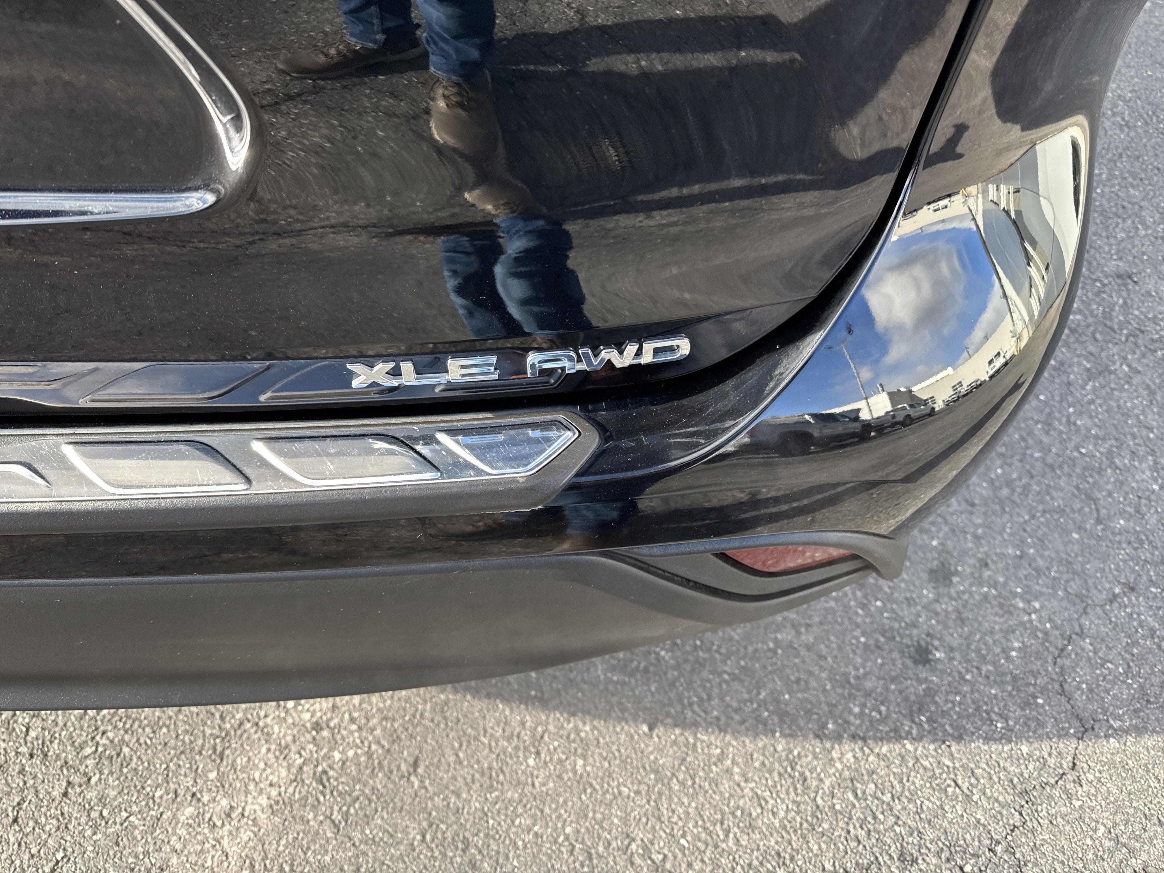 2020 Toyota HIGHLANDER XLE