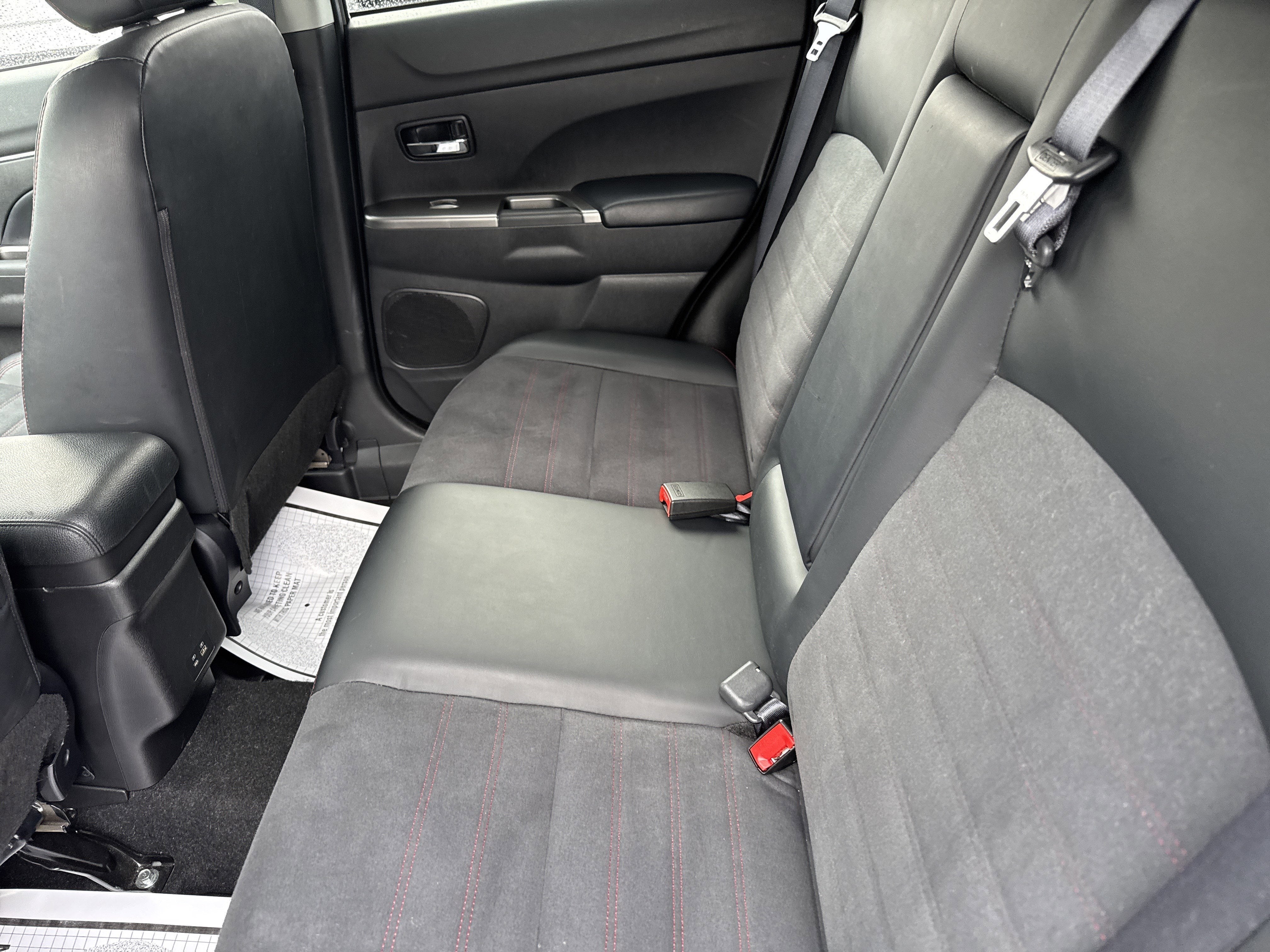 2024 Mitsubishi OUTLANDER SPORT SE