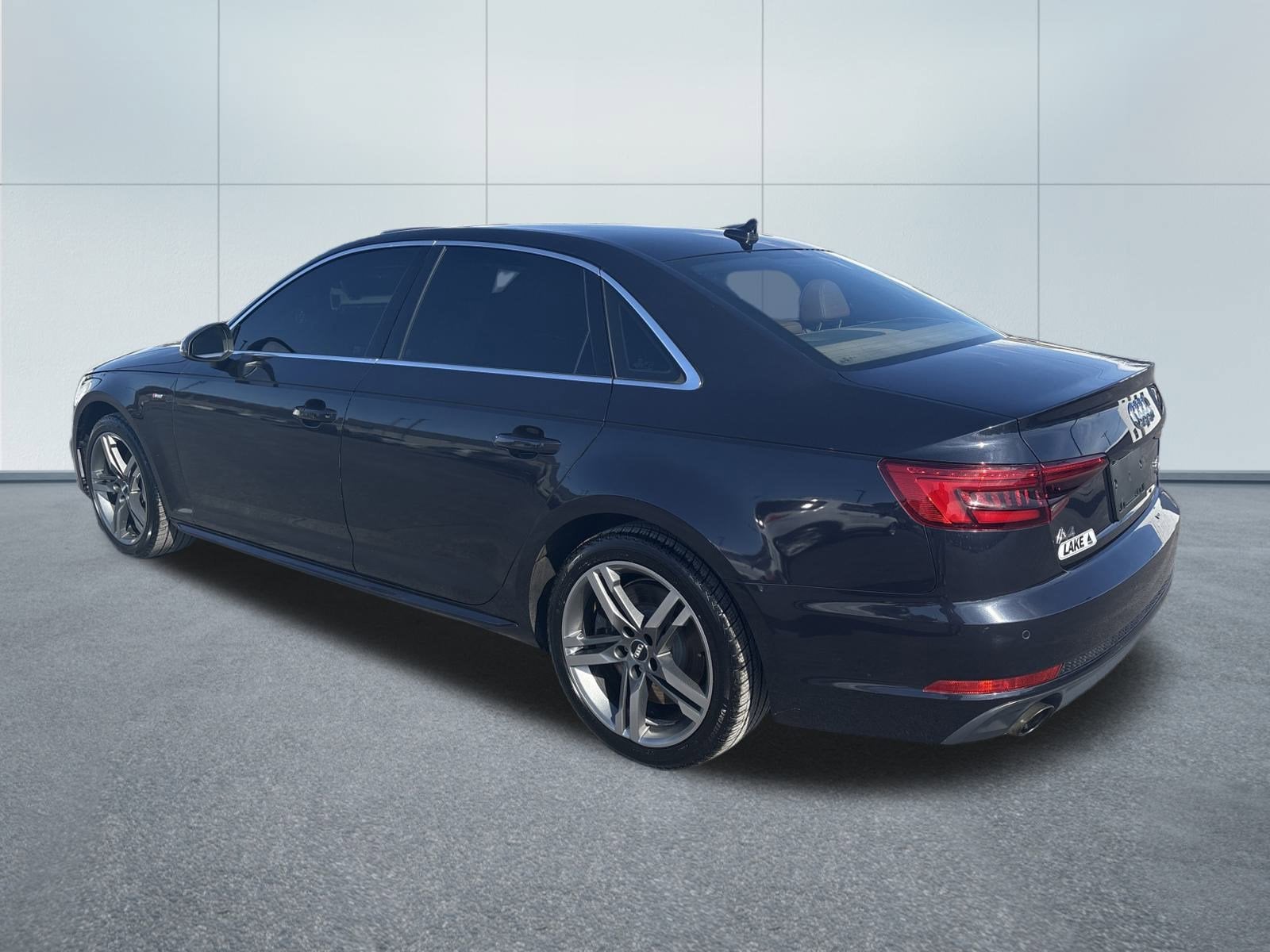 2017 Audi A4 PREMIUM PLUS