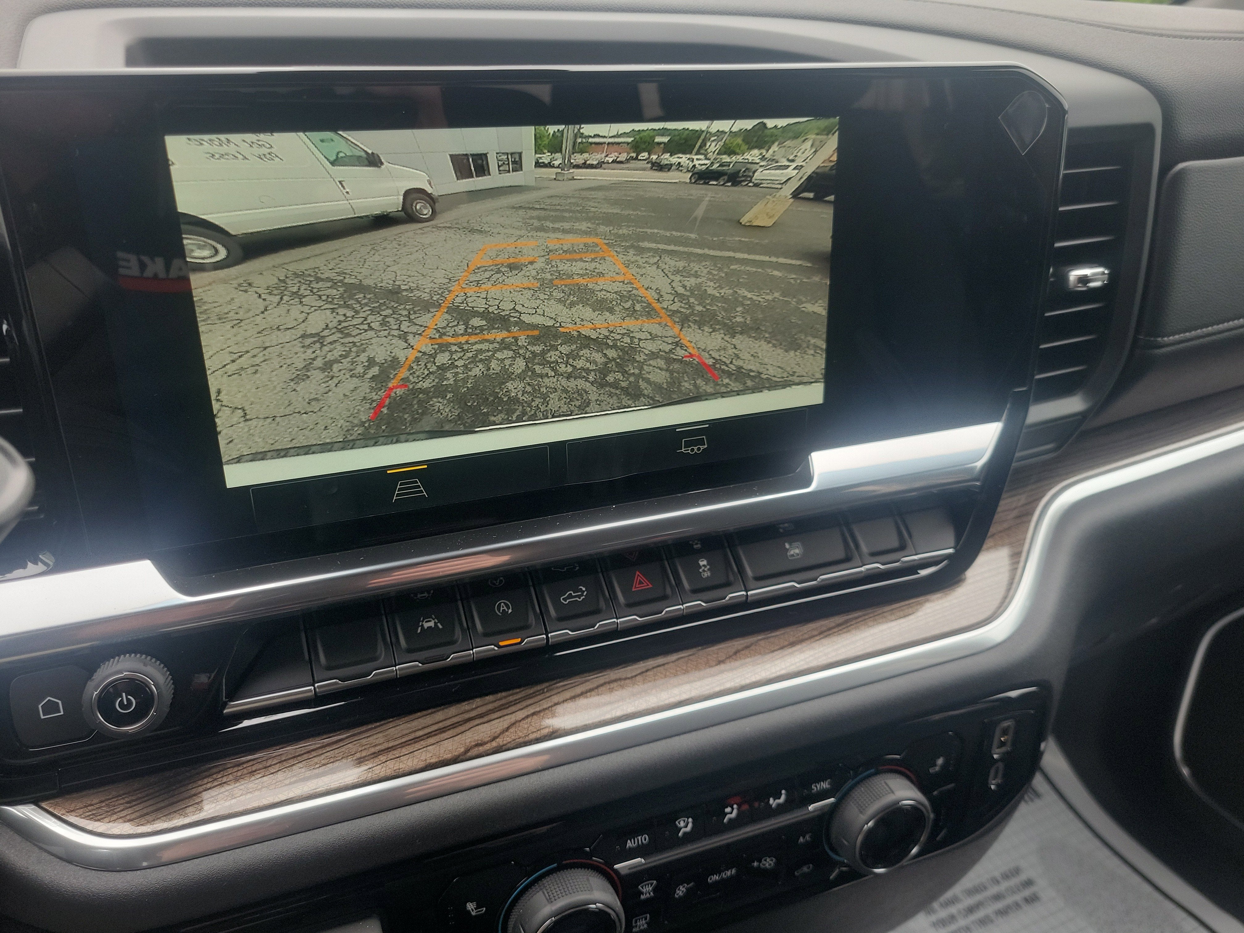 2025 Chevrolet Silverado 1500 LT (2FL)