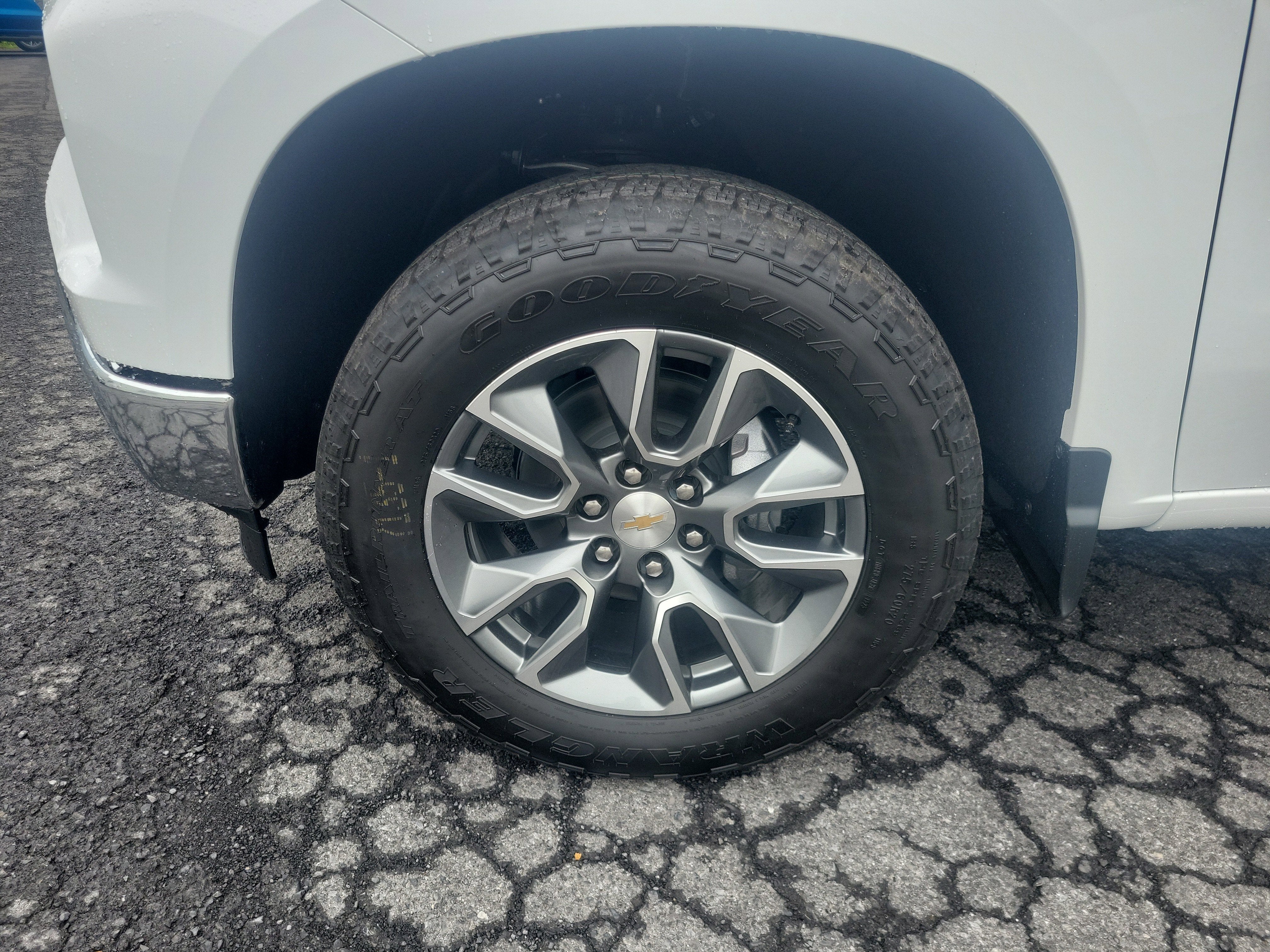 2025 Chevrolet Silverado 1500 LT (2FL)